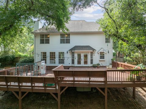 A home in Niceville