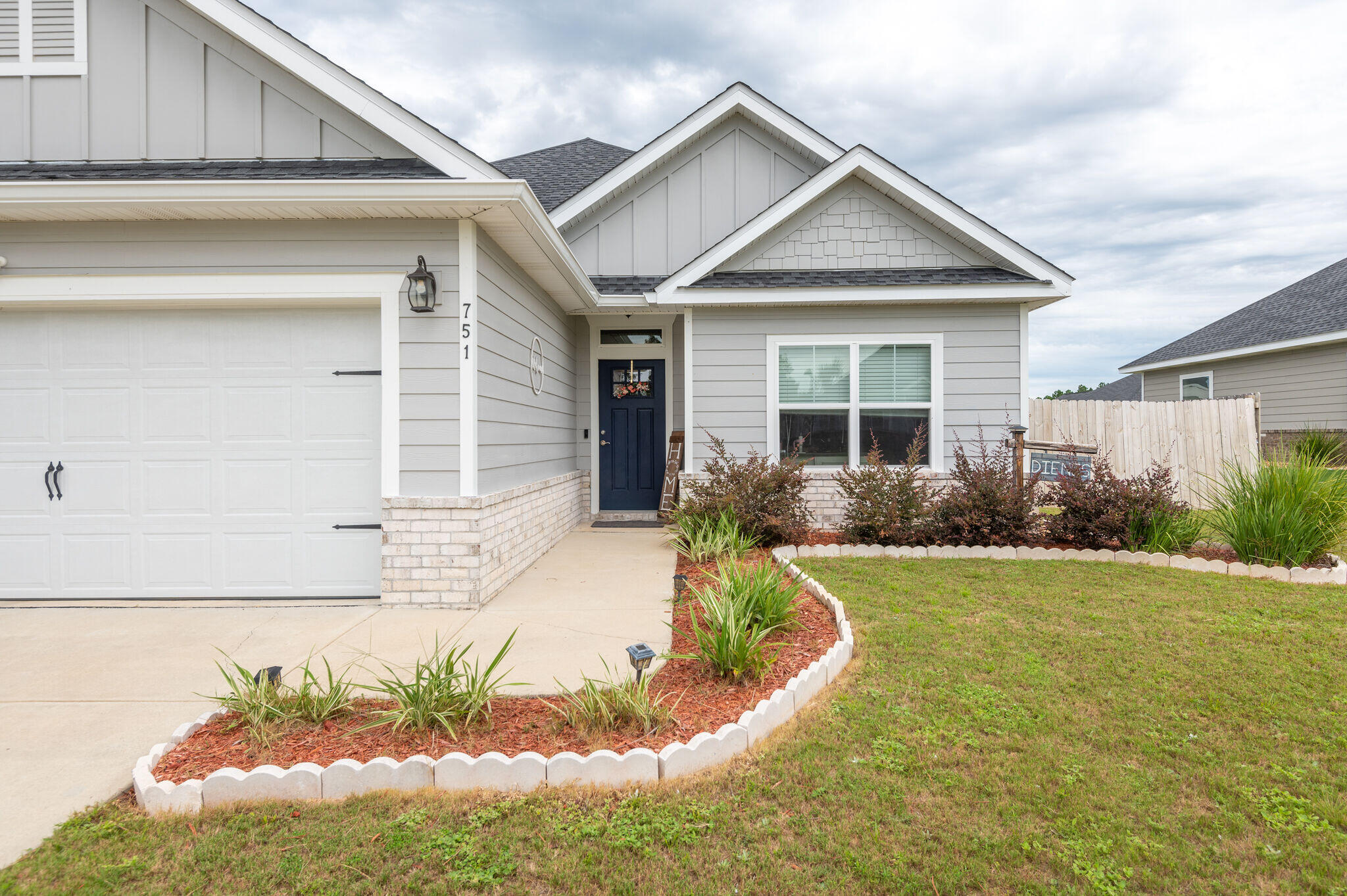 CROSS CREEK - Residential