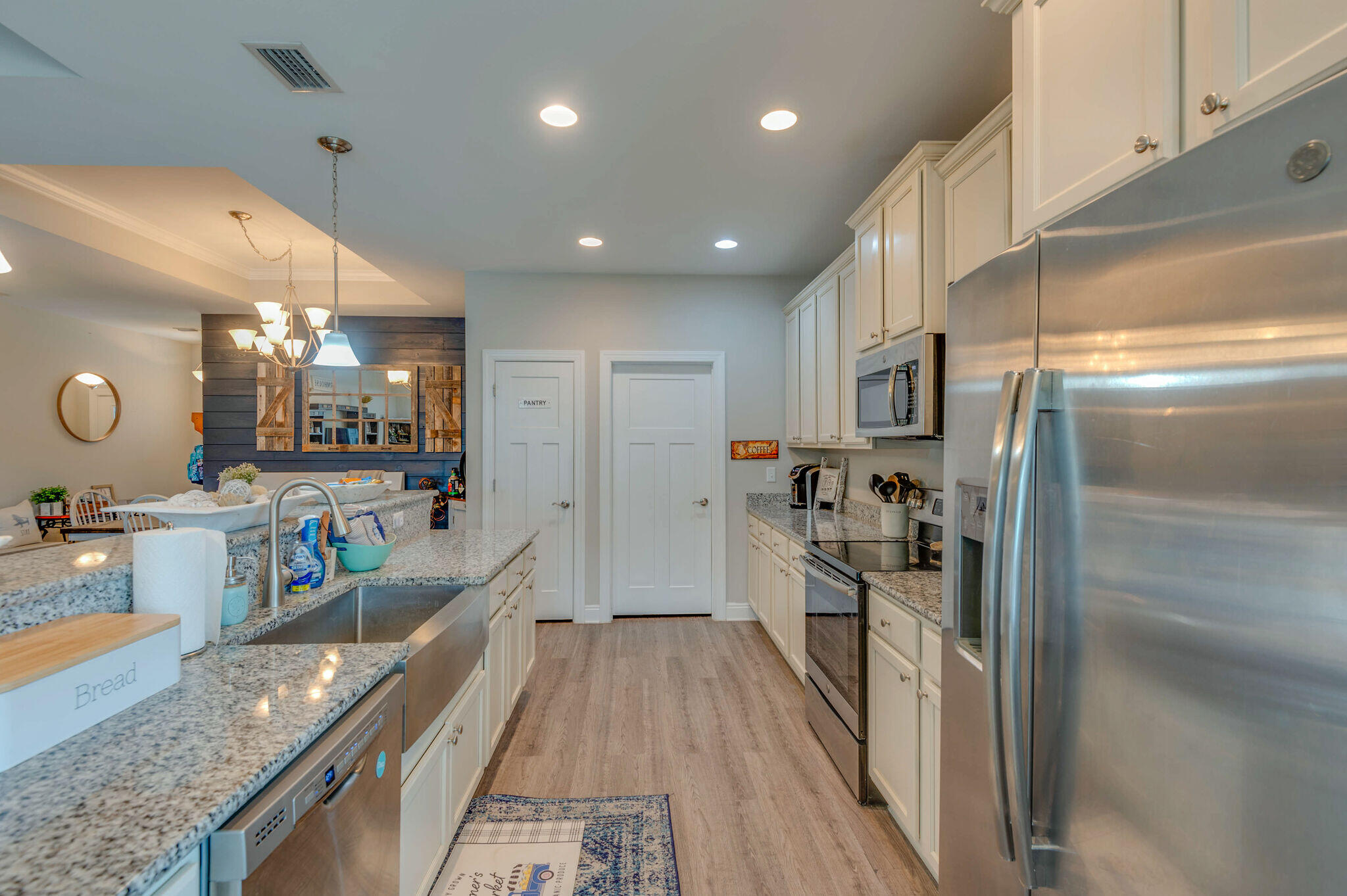 CROSS CREEK - Residential