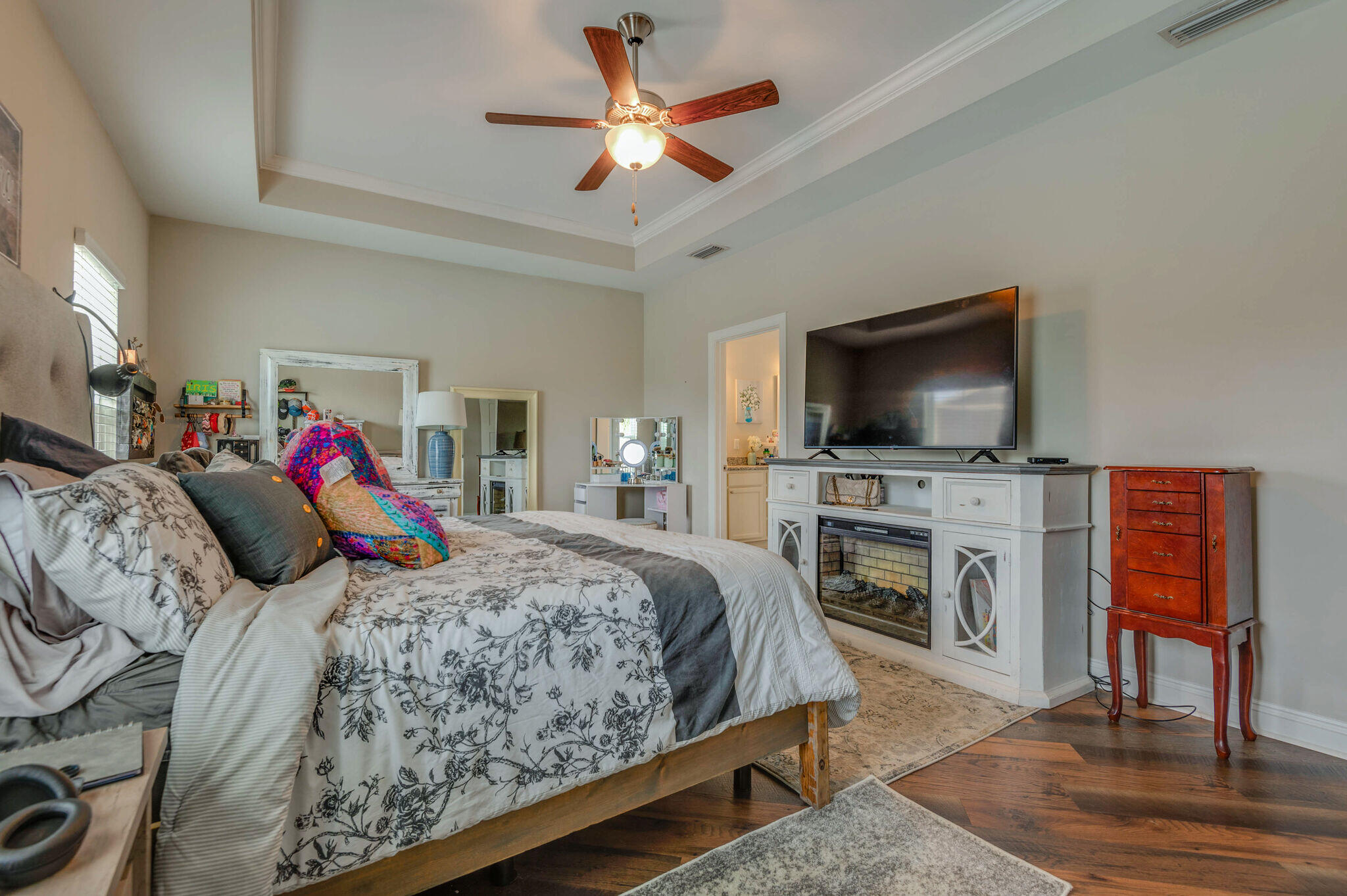 CROSS CREEK - Residential