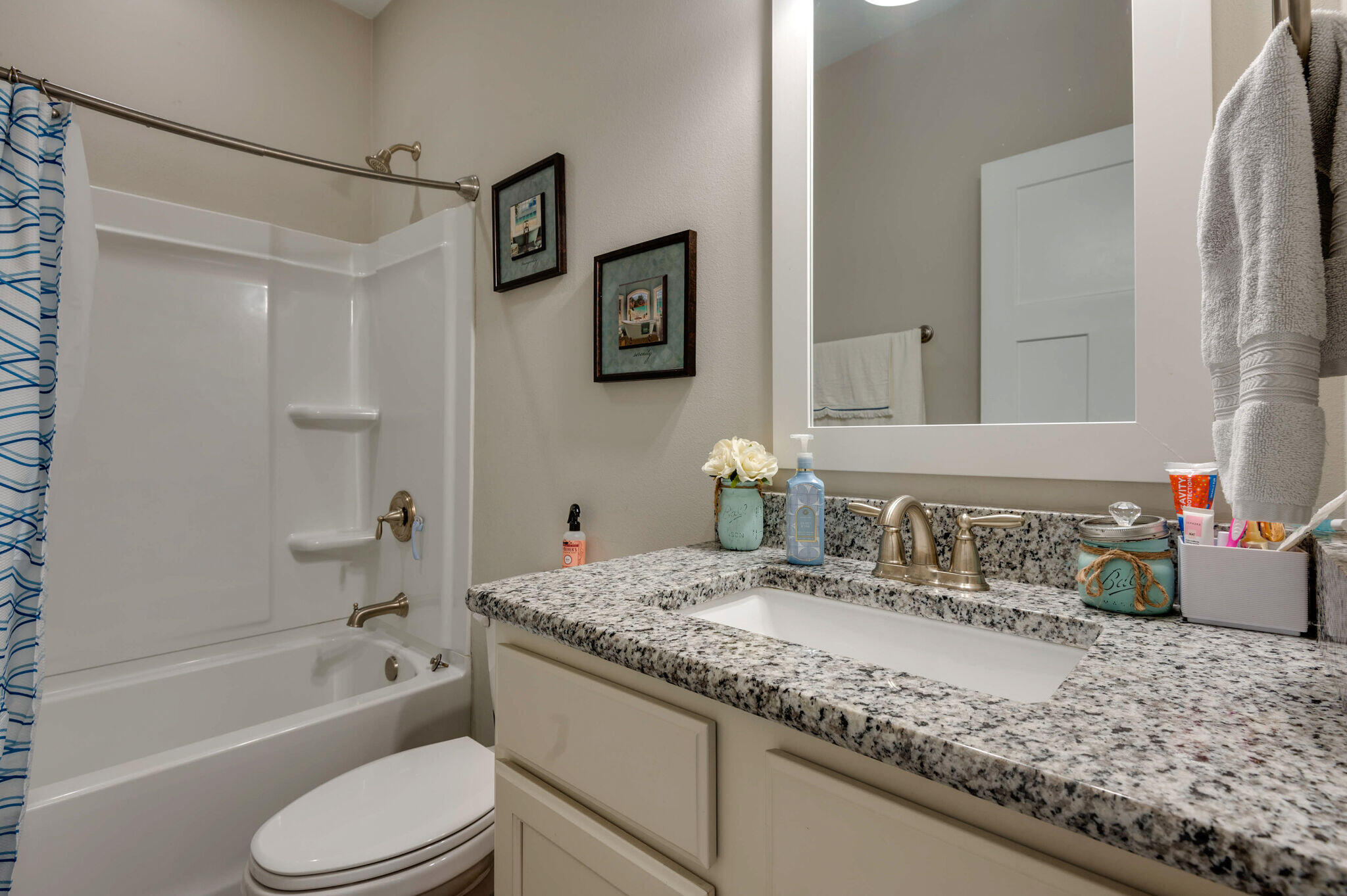 CROSS CREEK - Residential