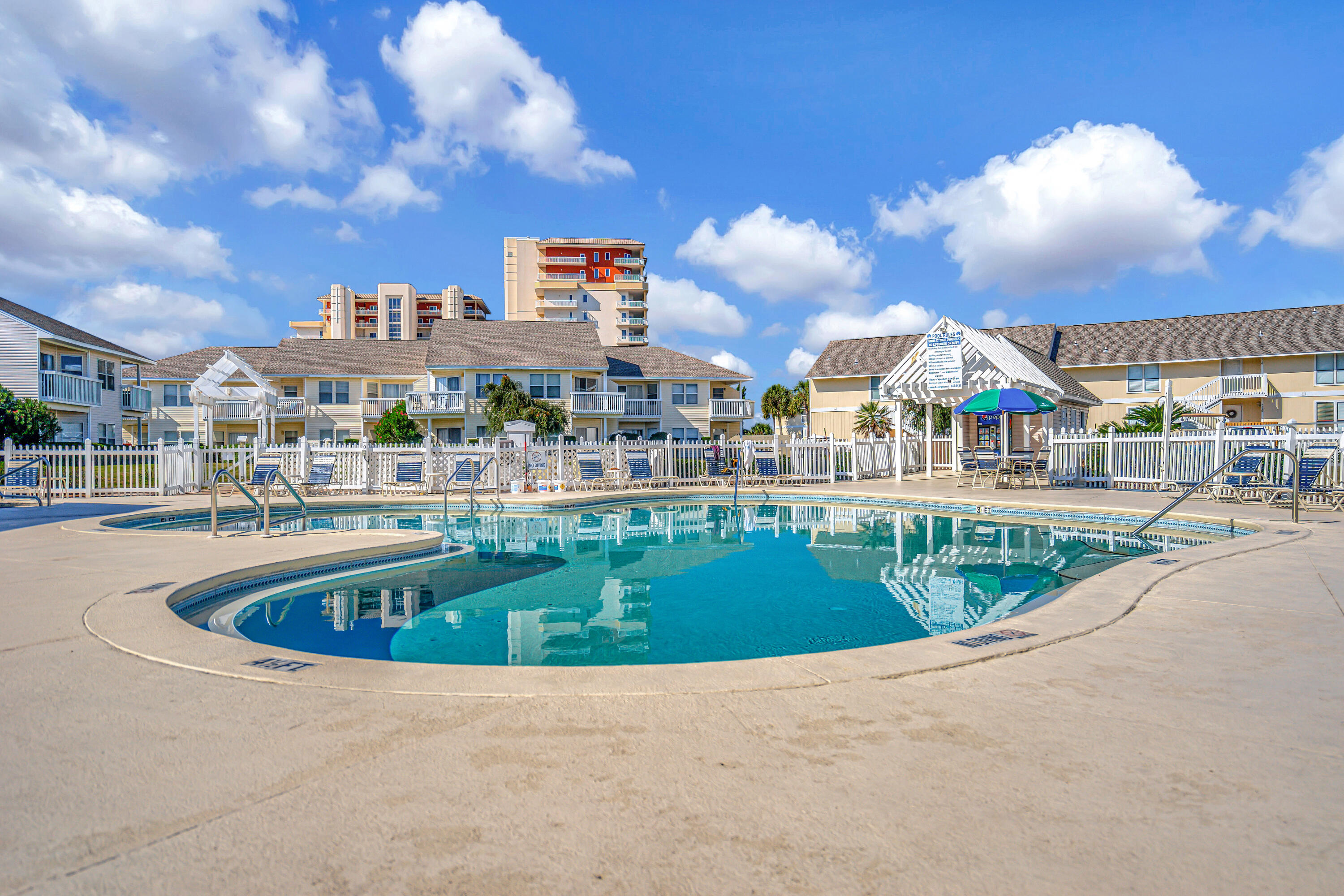 SANDPIPER COVE PHASE #1 UNIT A BLDG 11 - Residential