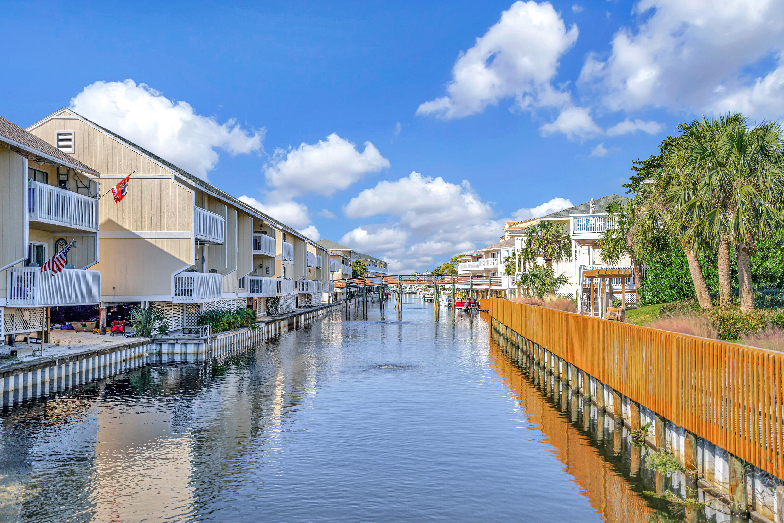 SANDPIPER COVE PHASE #1 UNIT A BLDG 11 - Residential