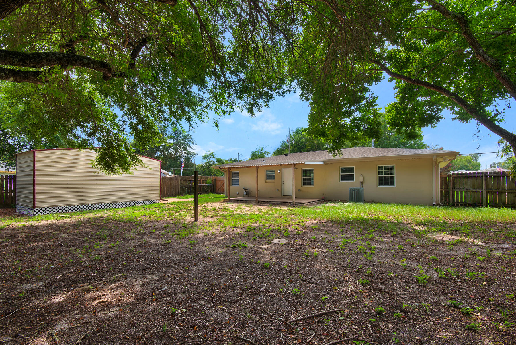 BAYRIDGE ADDN TO FORT WALTON BEACH - Residential Lease