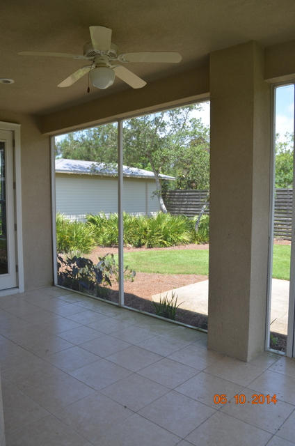 CRYSTAL LAKE AT SANDESTIN - Residential