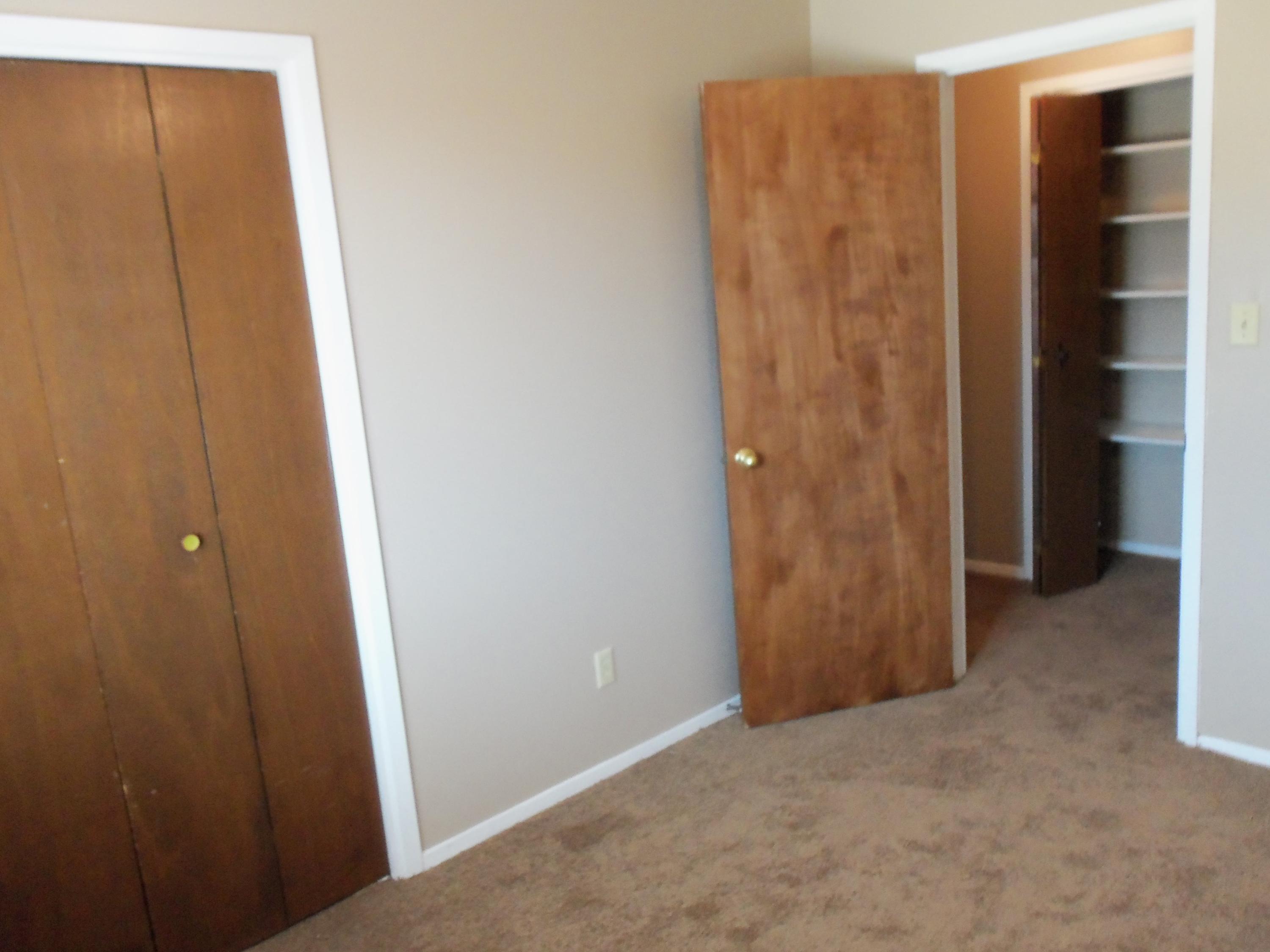 METES & BOUNDS - Residential Lease