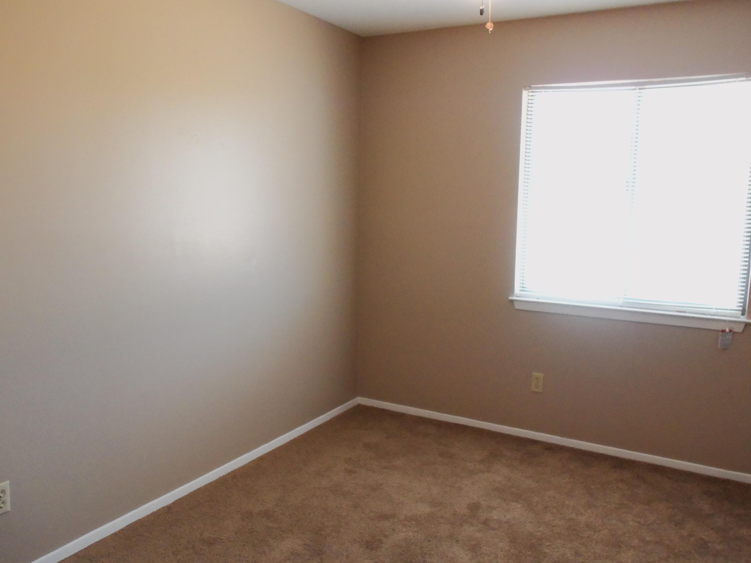 METES & BOUNDS - Residential Lease