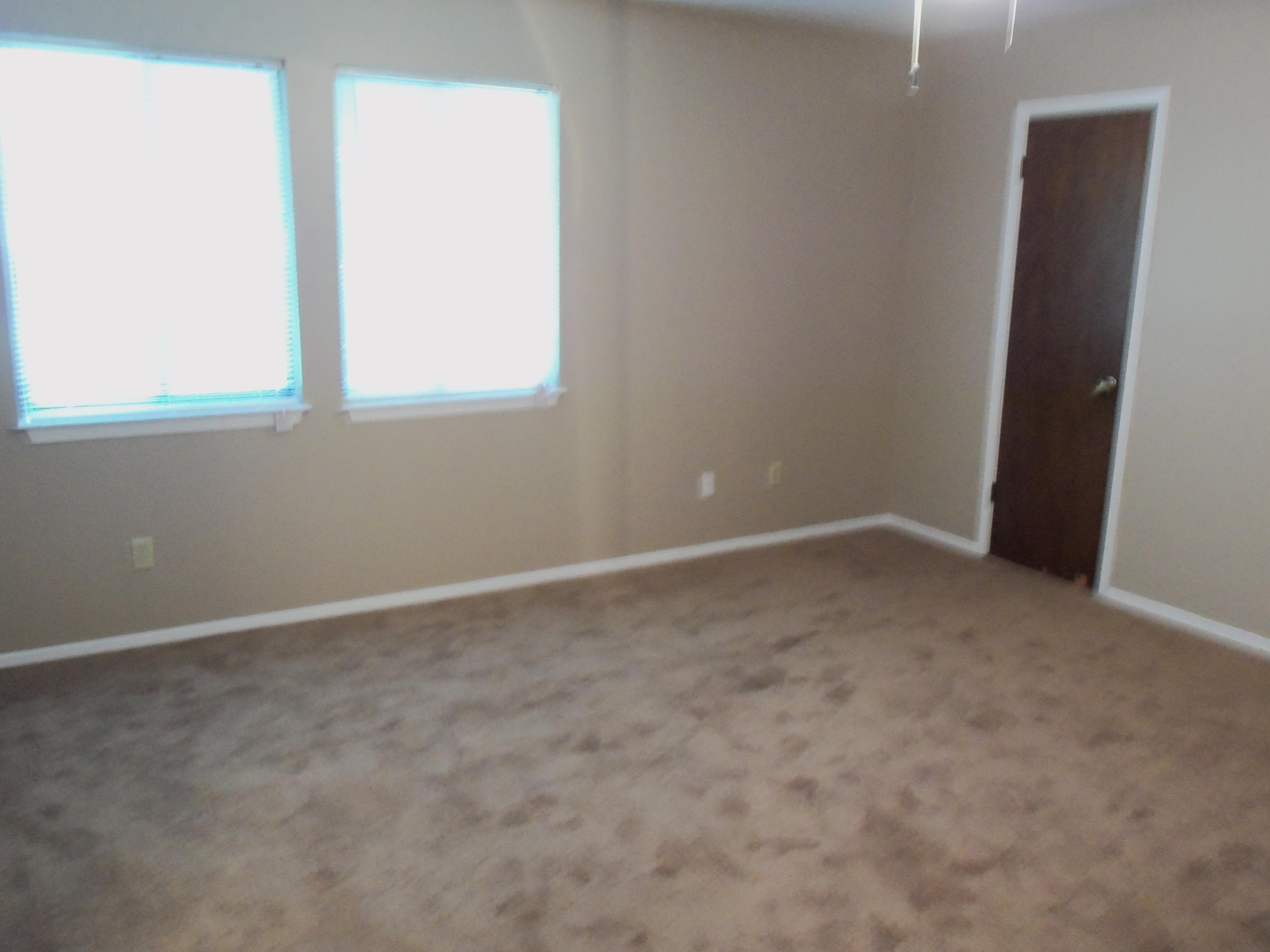 METES & BOUNDS - Residential Lease