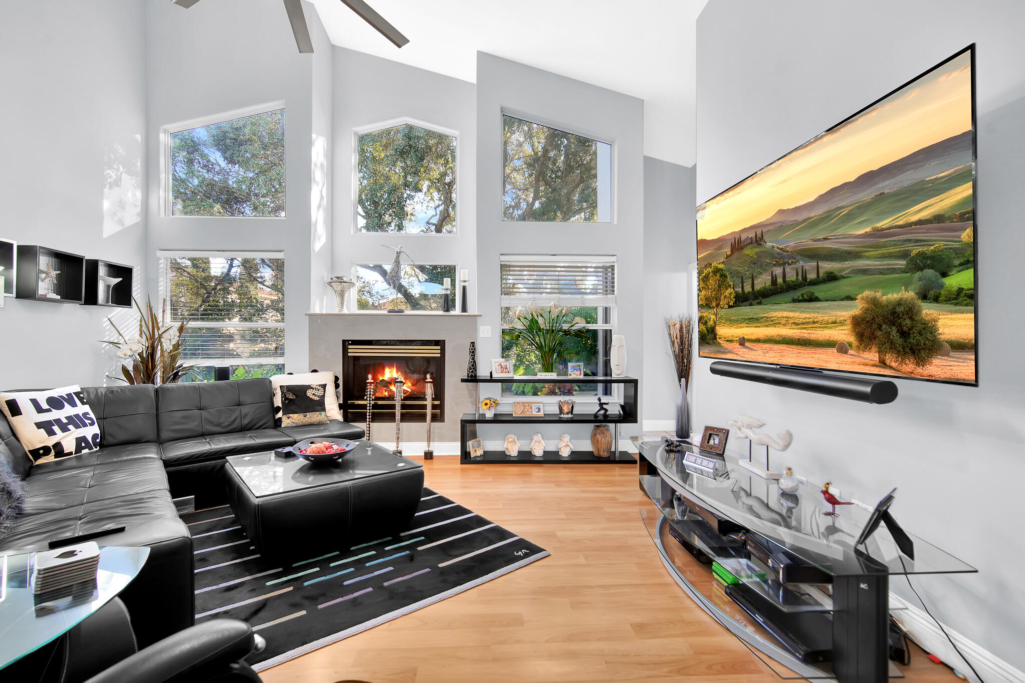 RIVIERA BEACH - Residential