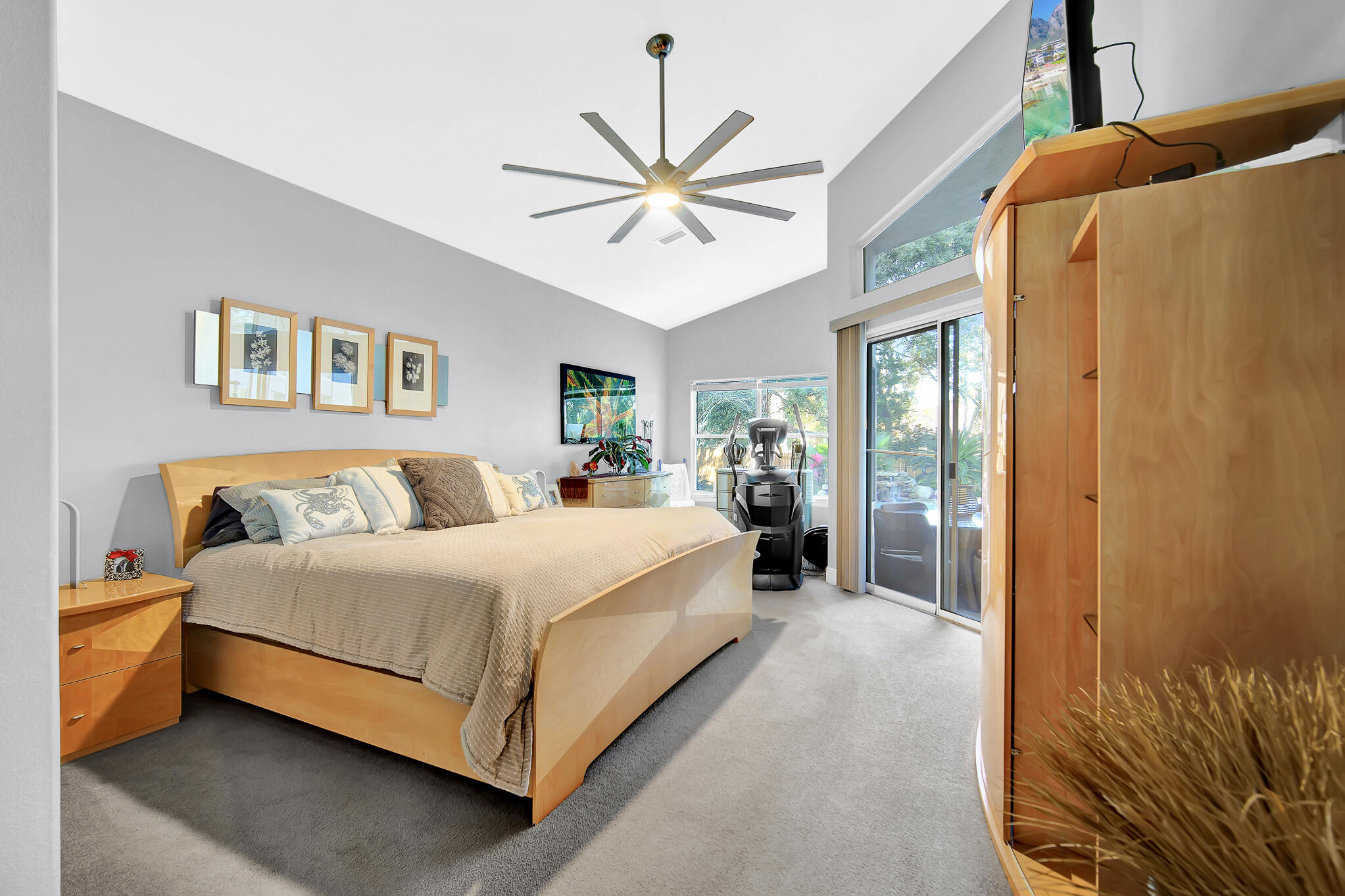 RIVIERA BEACH - Residential