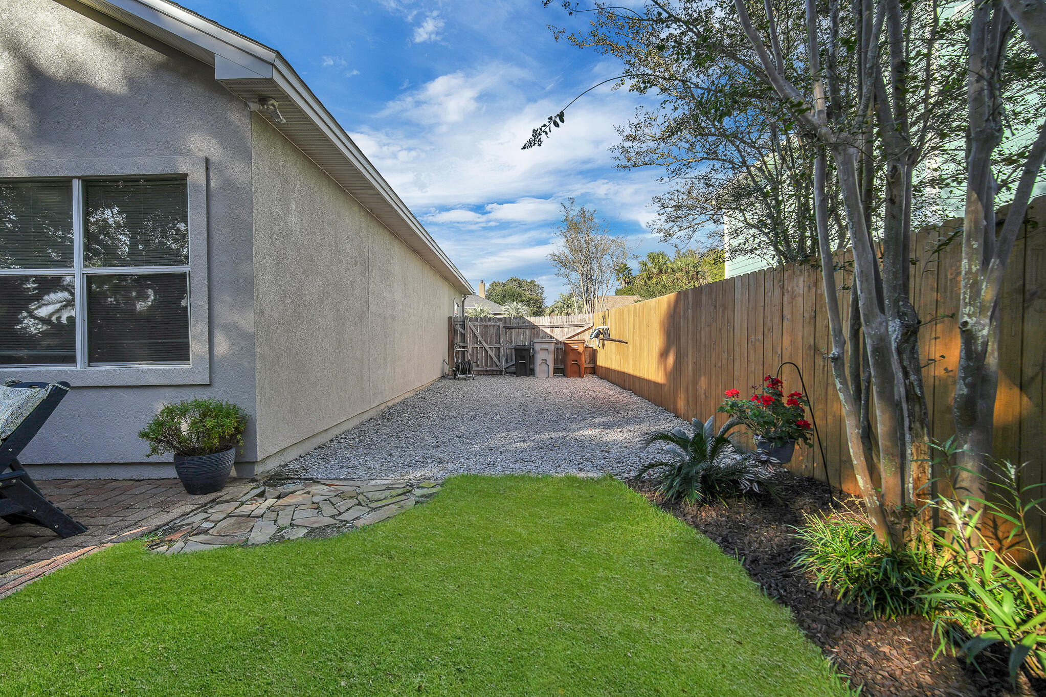 RIVIERA BEACH - Residential