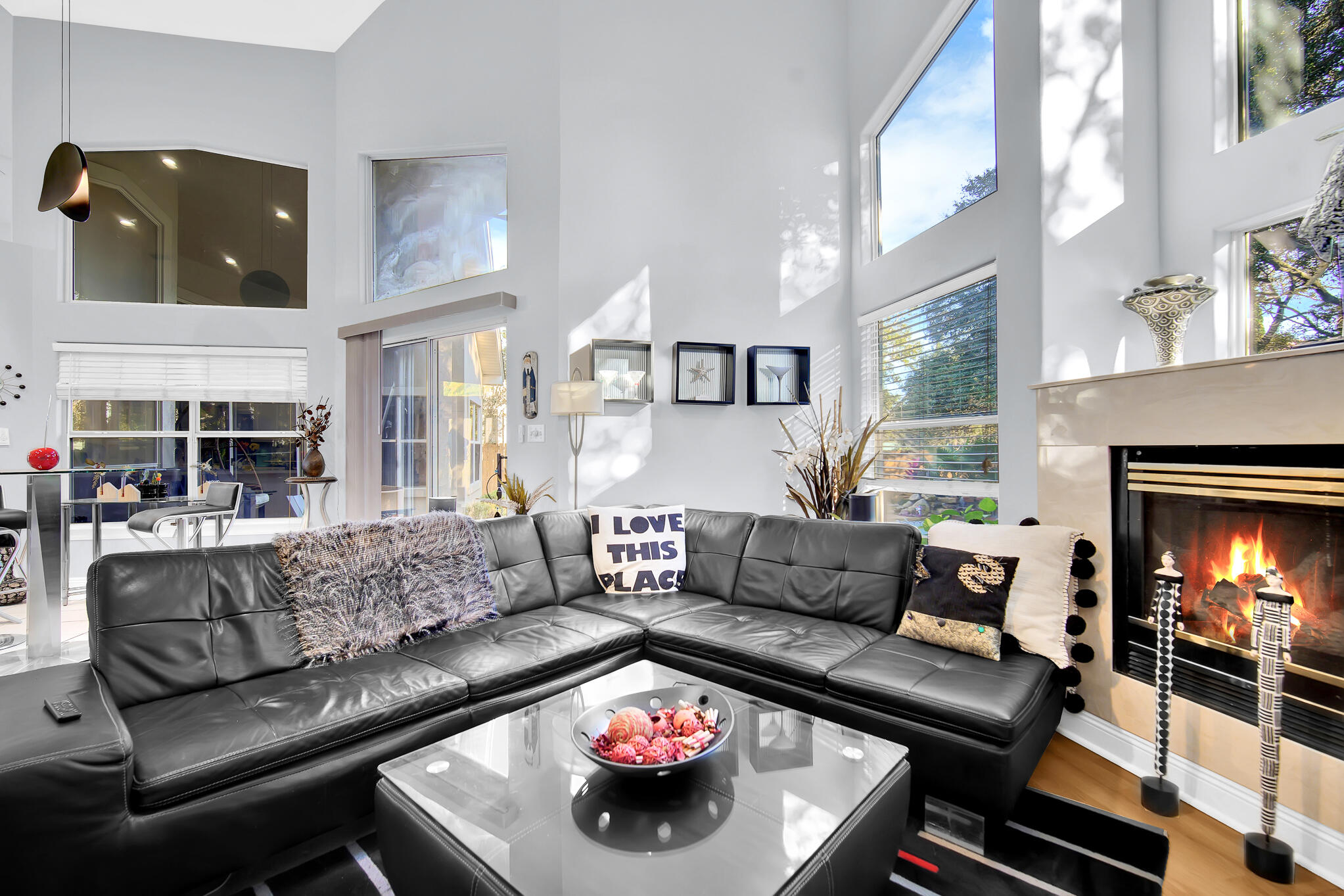 RIVIERA BEACH - Residential