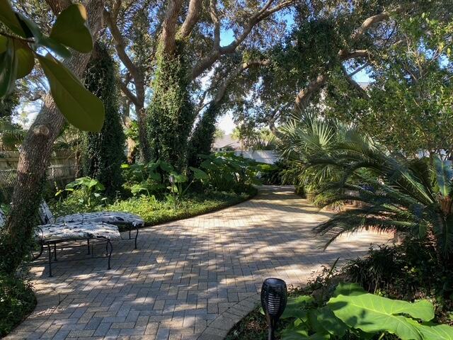 RIVIERA BEACH - Residential