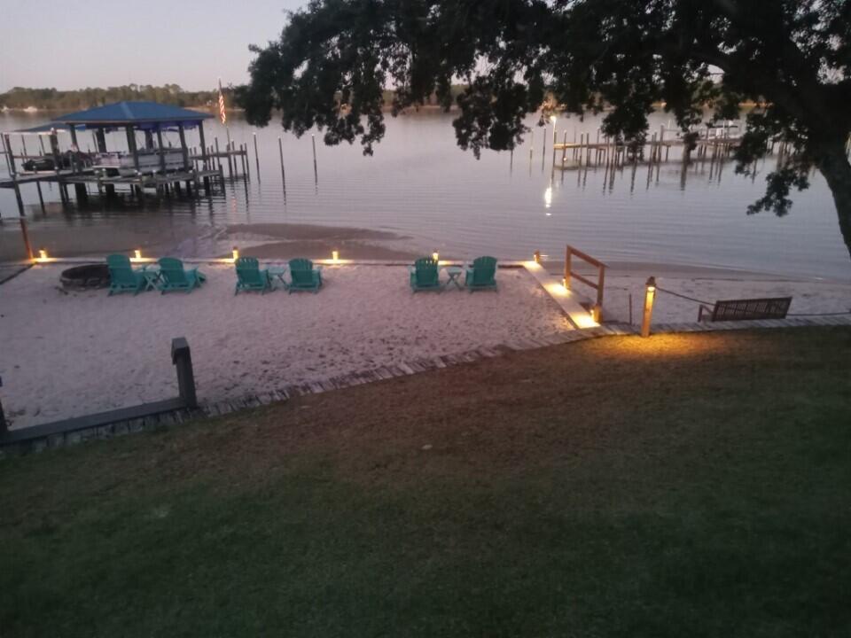 HIDDEN BAY VILLAGE - Residential