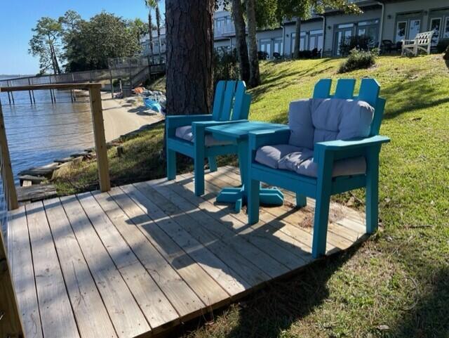 HIDDEN BAY VILLAGE - Residential