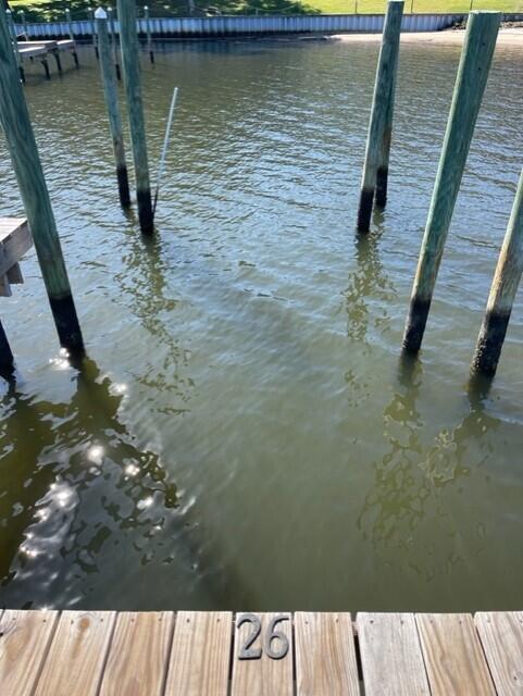 HIDDEN BAY VILLAGE - Residential