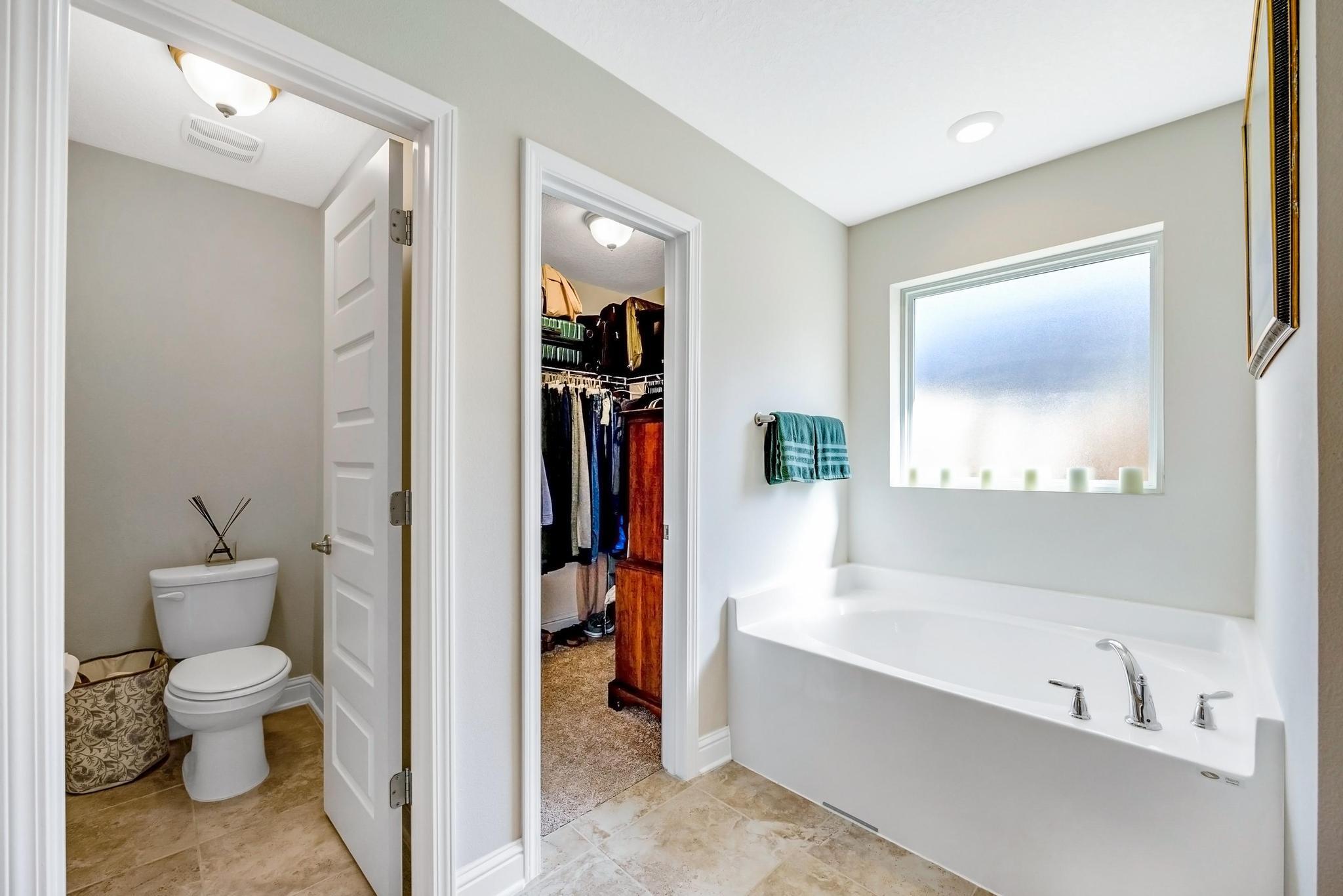 NATURE LAKE - Residential