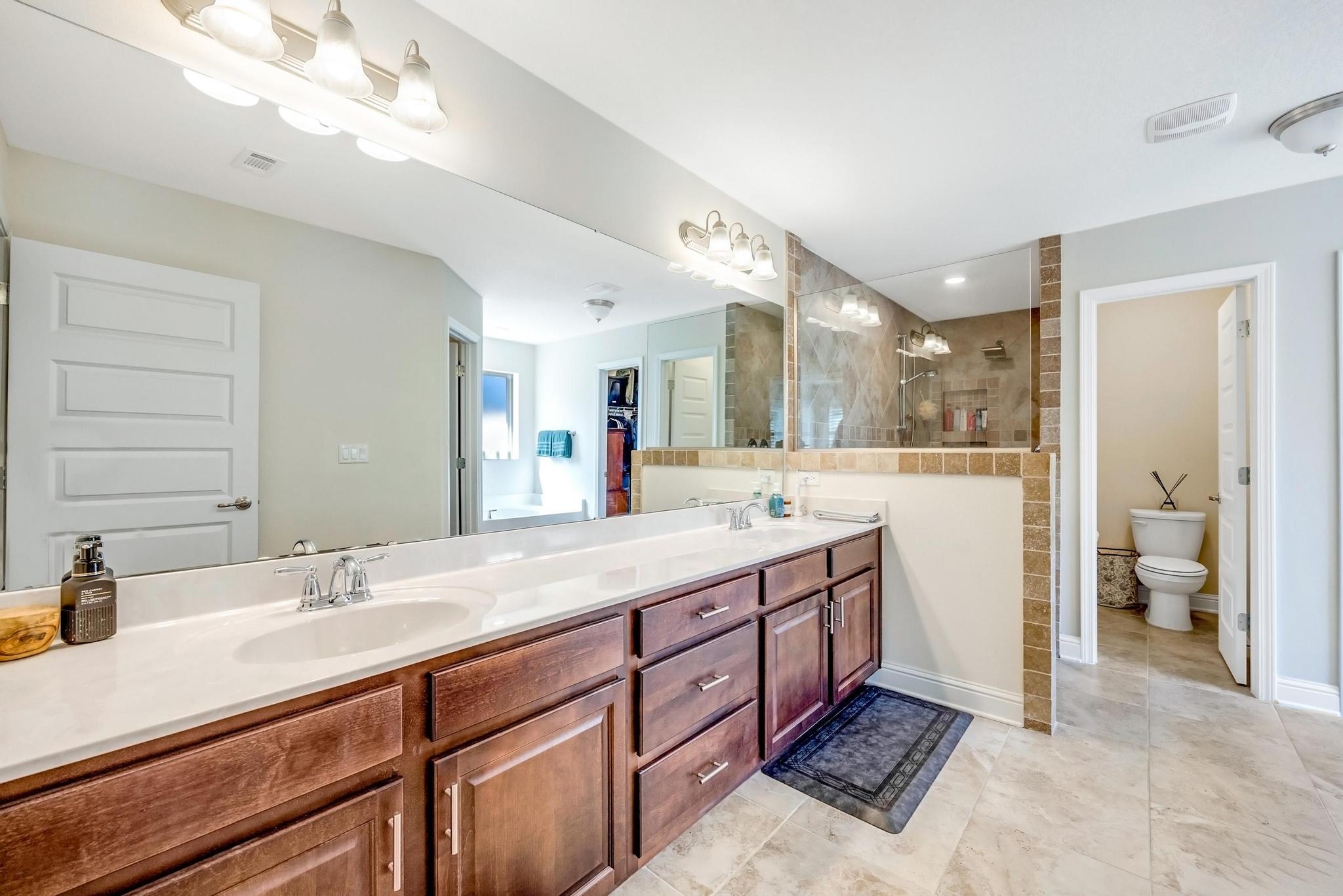 NATURE LAKE - Residential