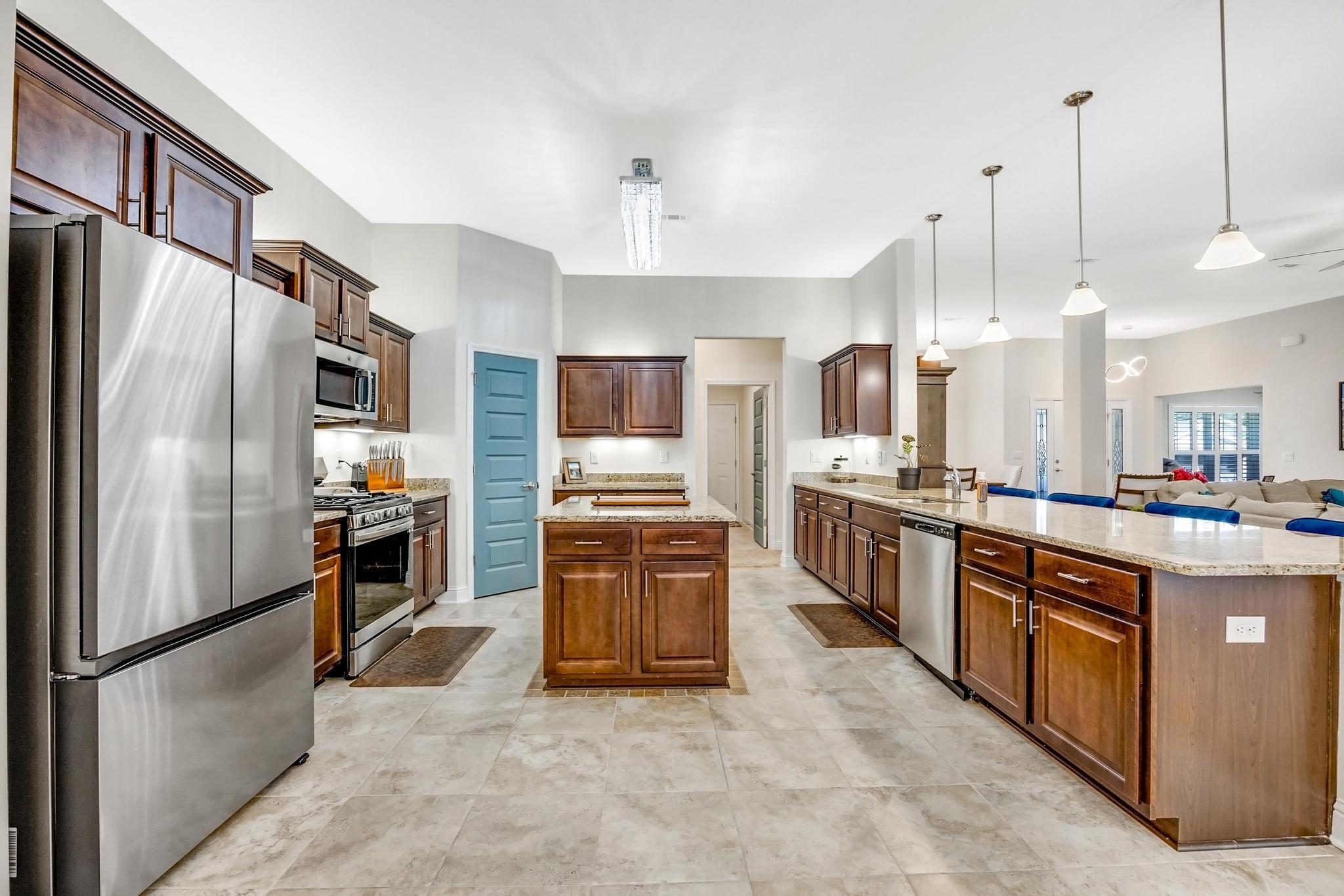 NATURE LAKE - Residential