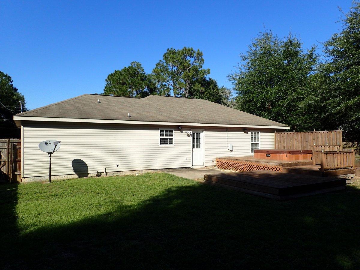 CRESTVIEW HEIGHTS 1ST ADDN - Residential