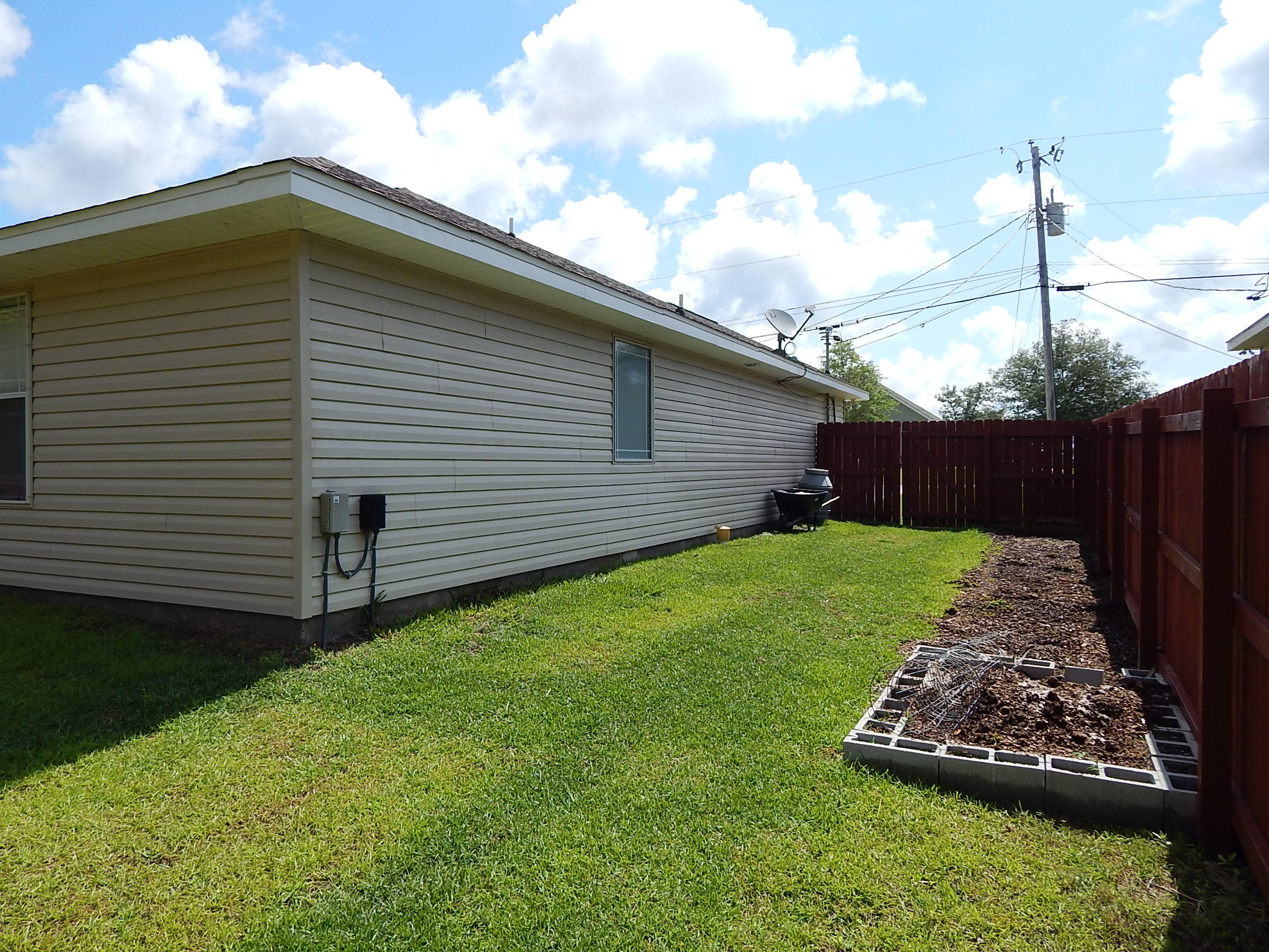 METES & BOUNDS - Residential