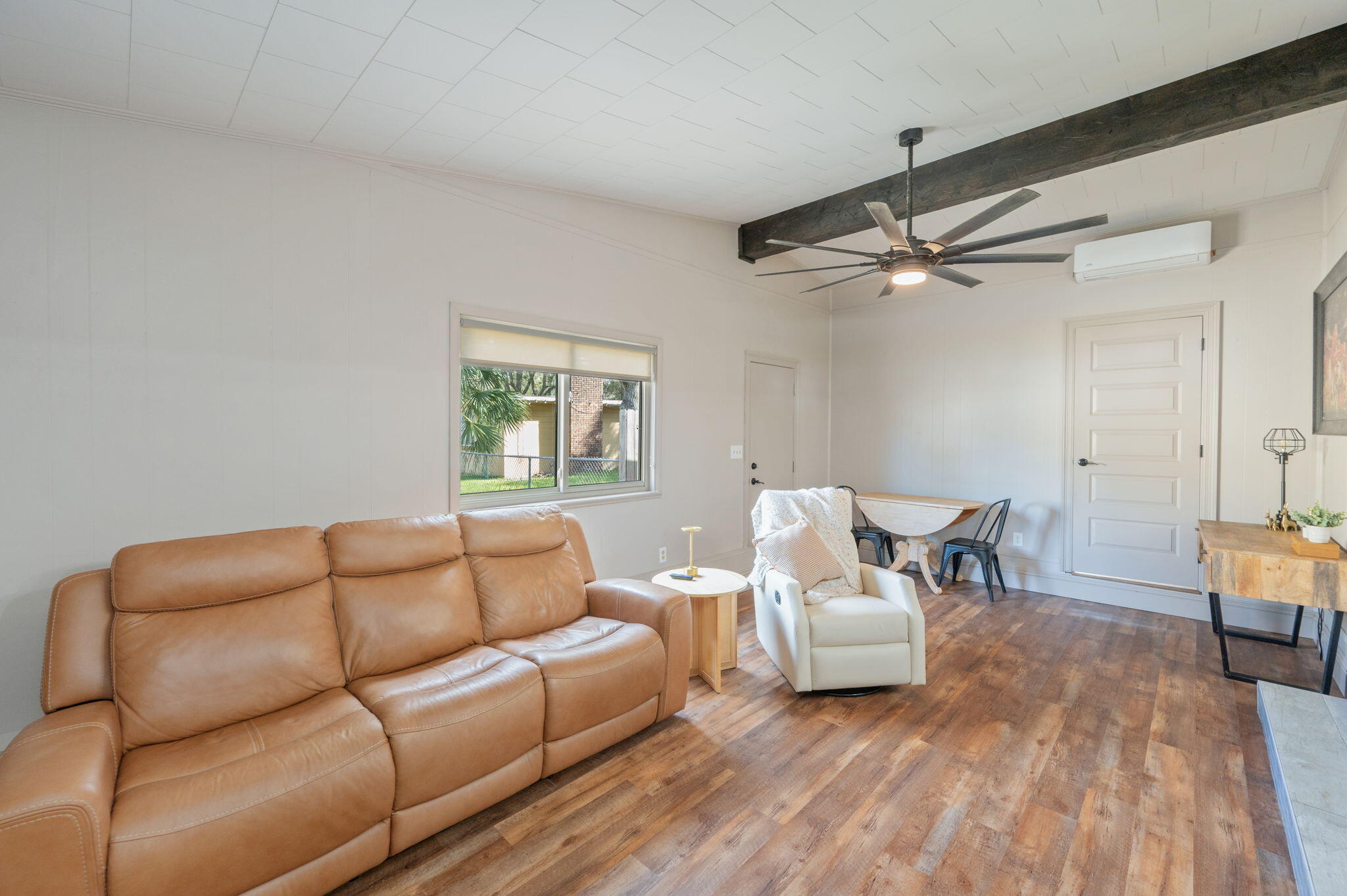 VILLA RUSS PARK - Residential