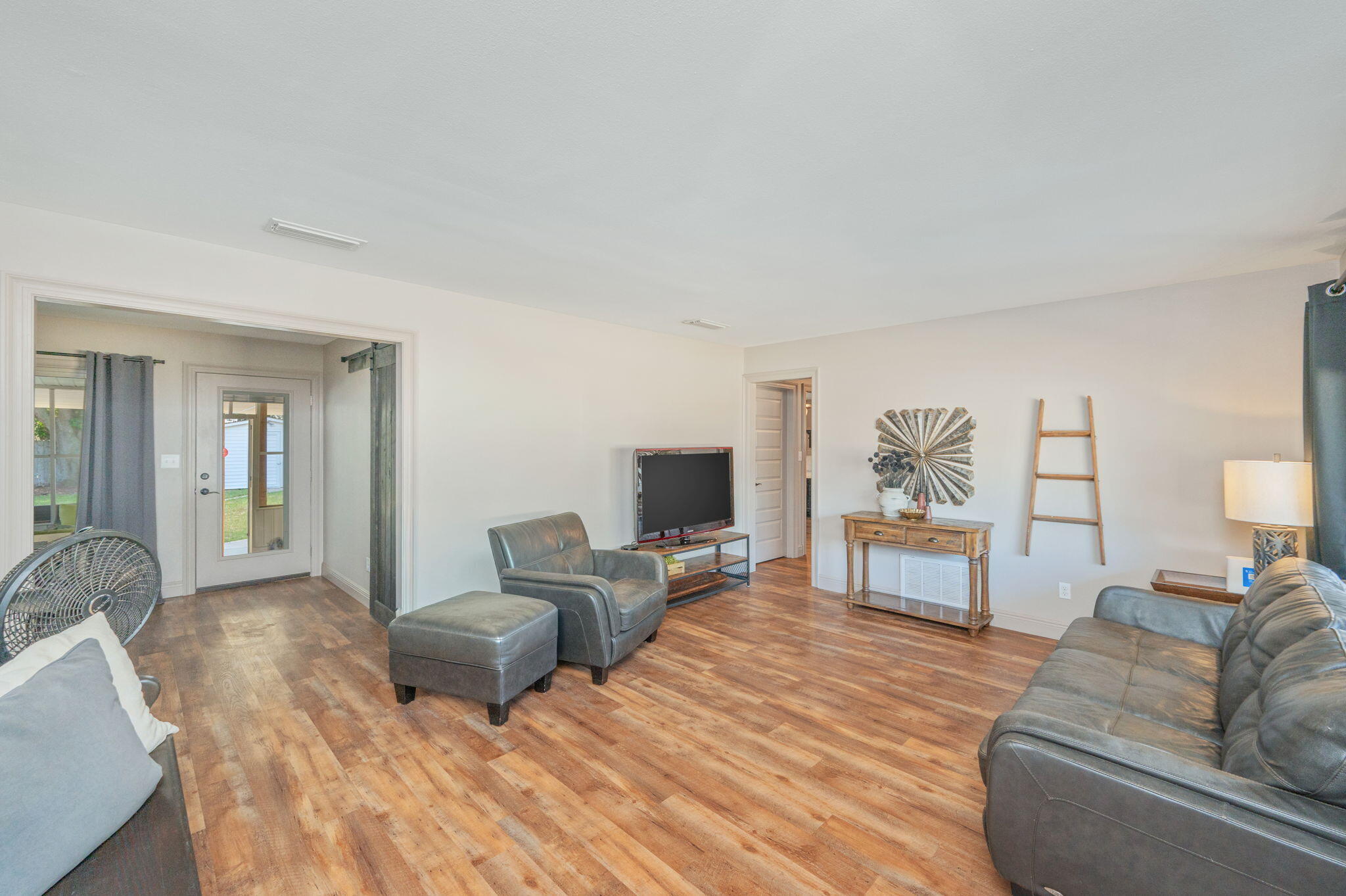 VILLA RUSS PARK - Residential