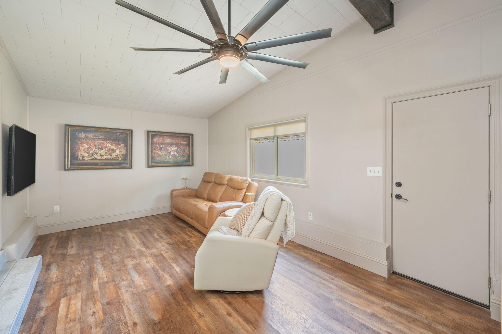 VILLA RUSS PARK - Residential