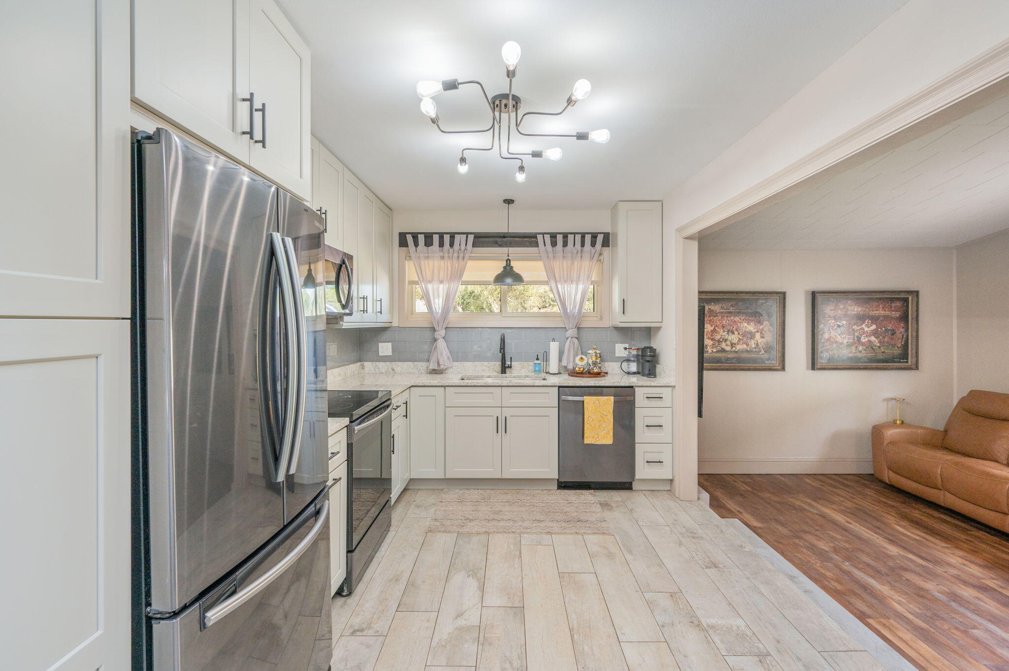 VILLA RUSS PARK - Residential