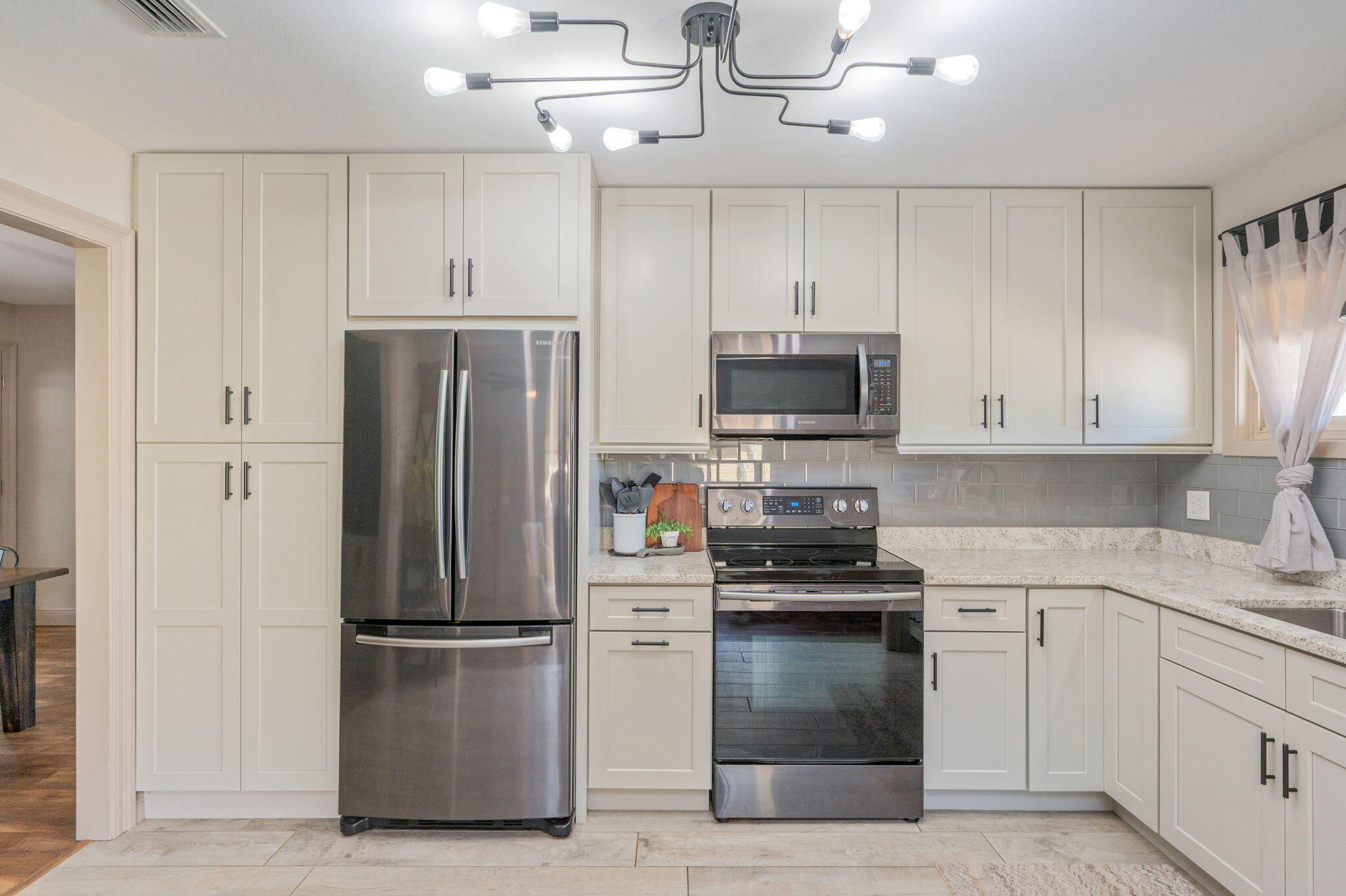 VILLA RUSS PARK - Residential