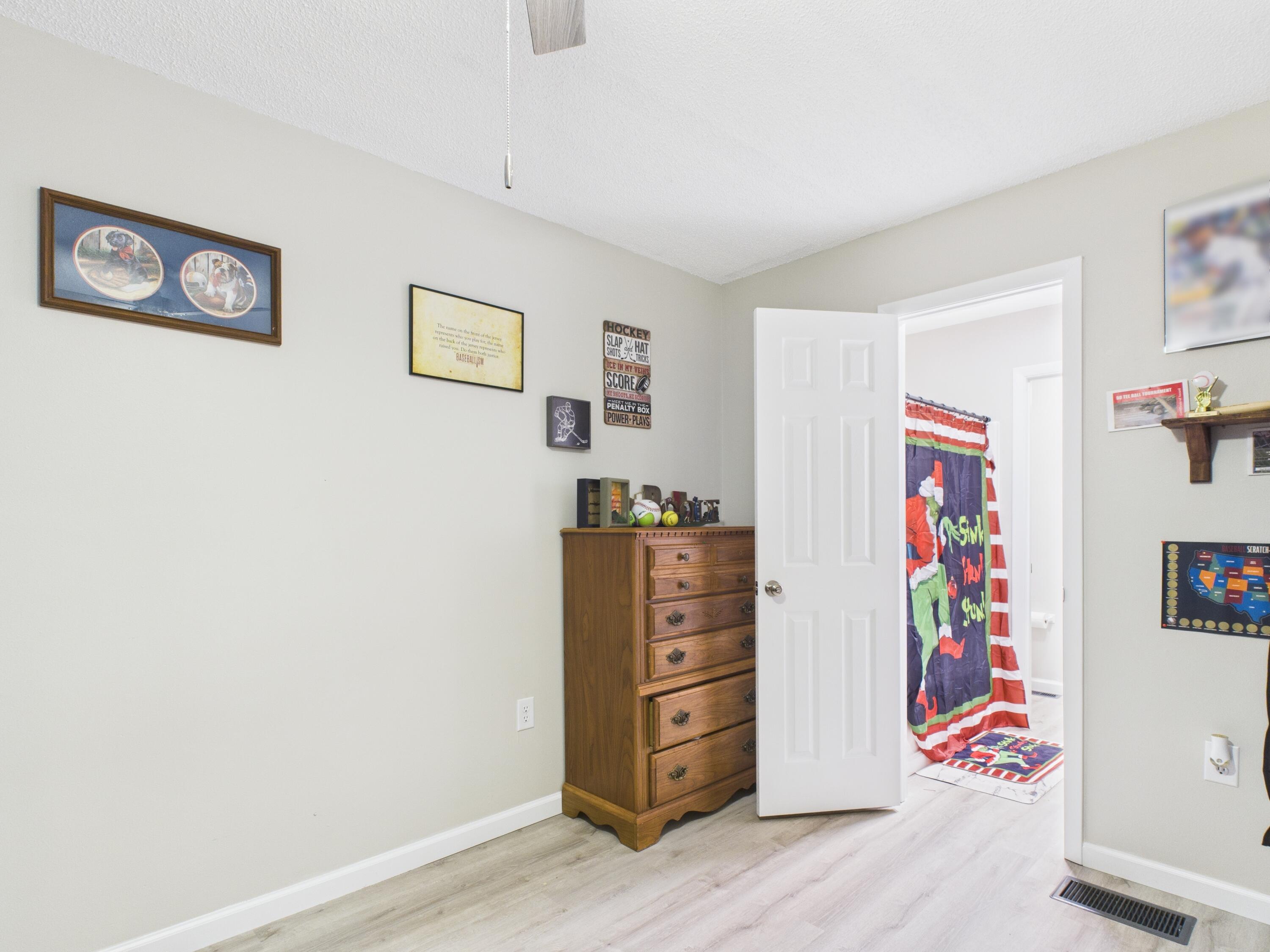 OLYMBIA COURT - Residential Lease