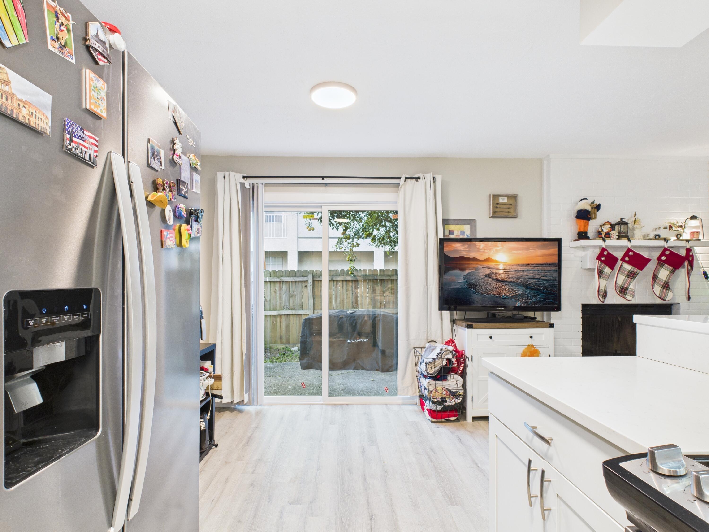 OLYMBIA COURT - Residential Lease