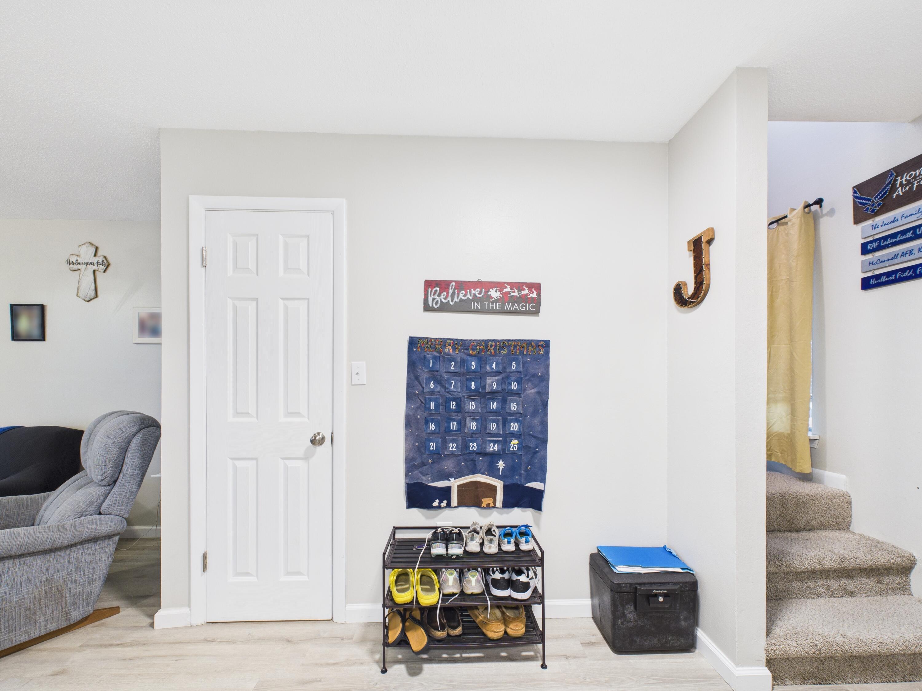 OLYMBIA COURT - Residential Lease