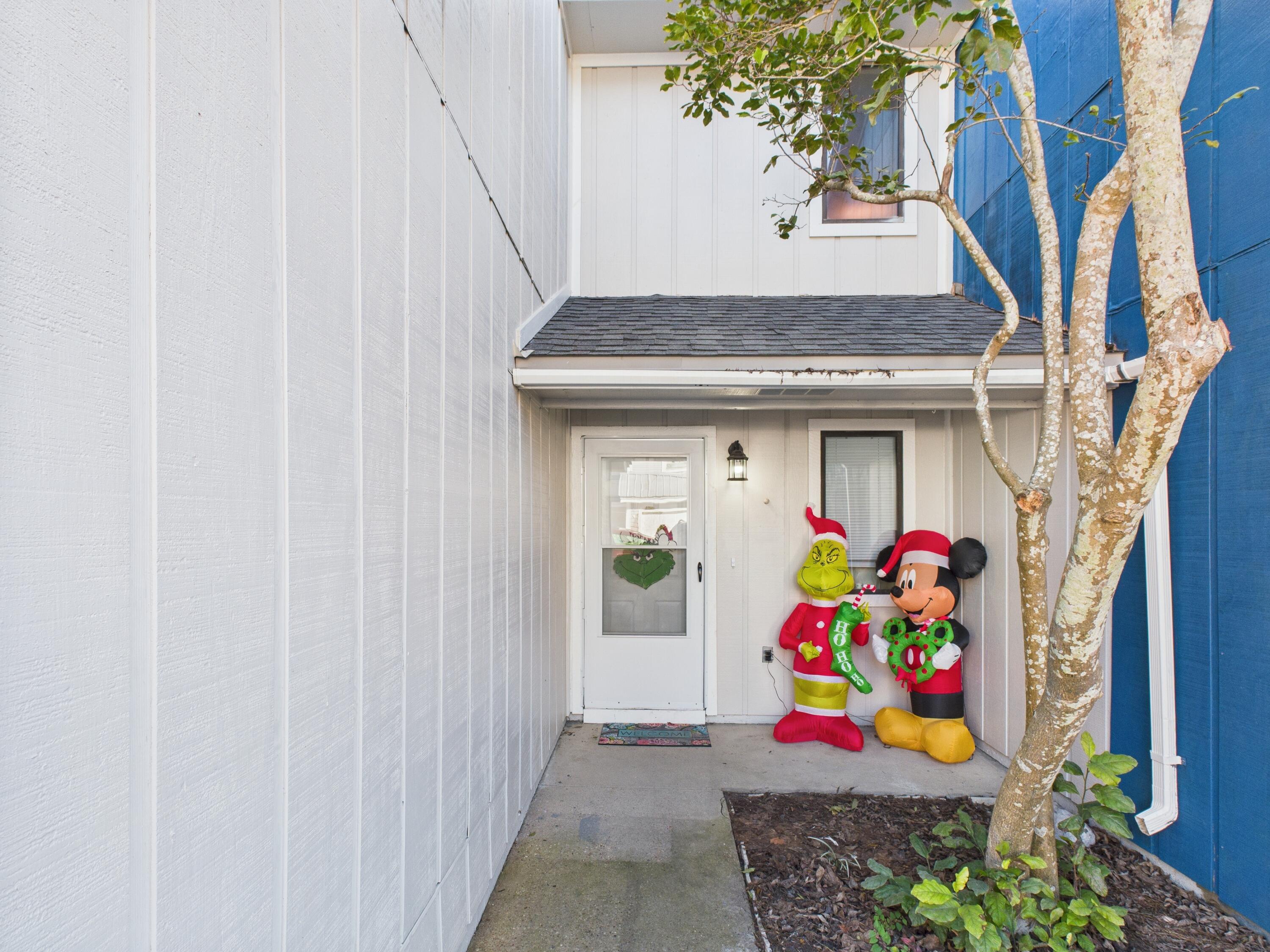 OLYMBIA COURT - Residential Lease