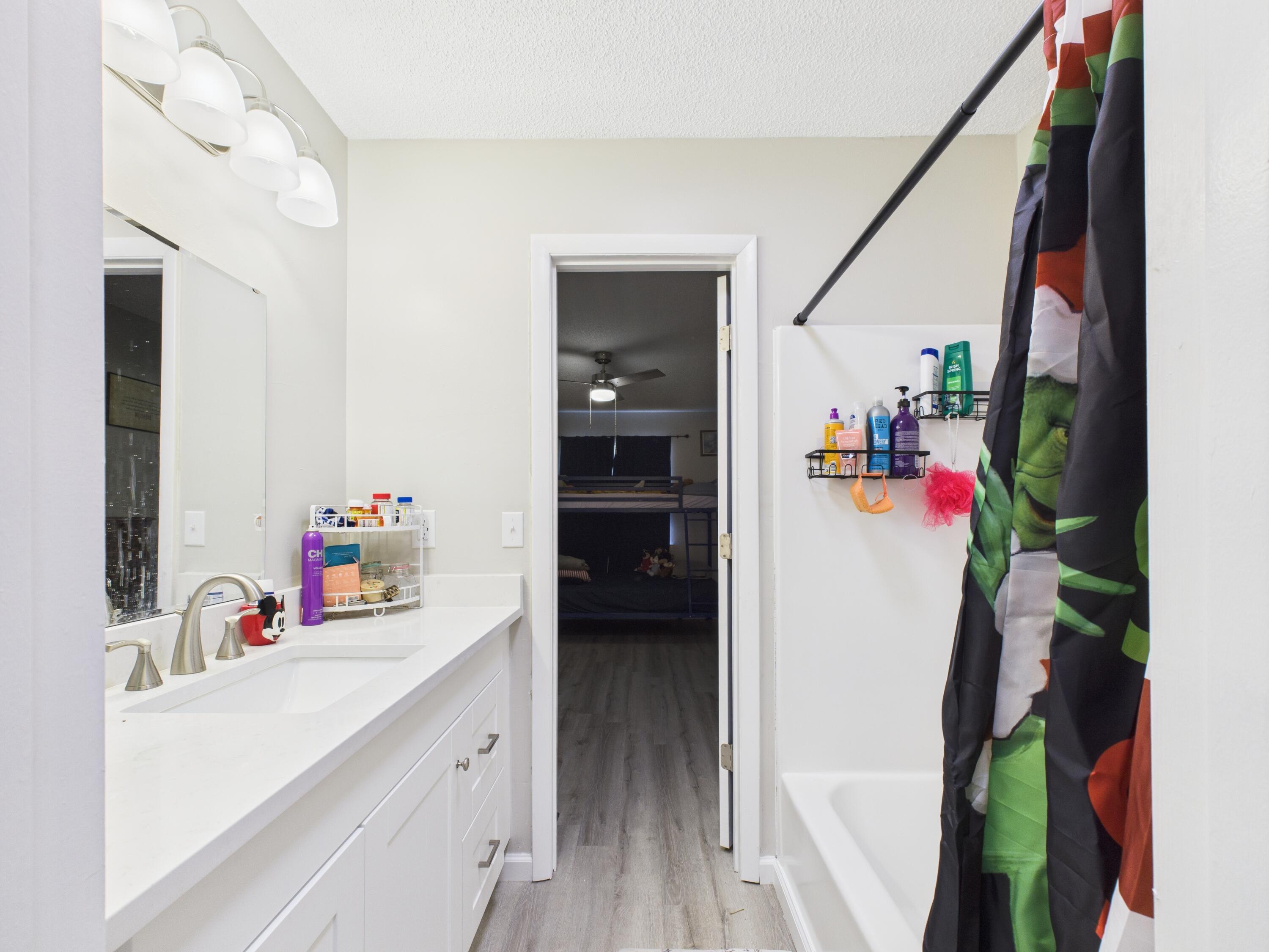 OLYMBIA COURT - Residential Lease