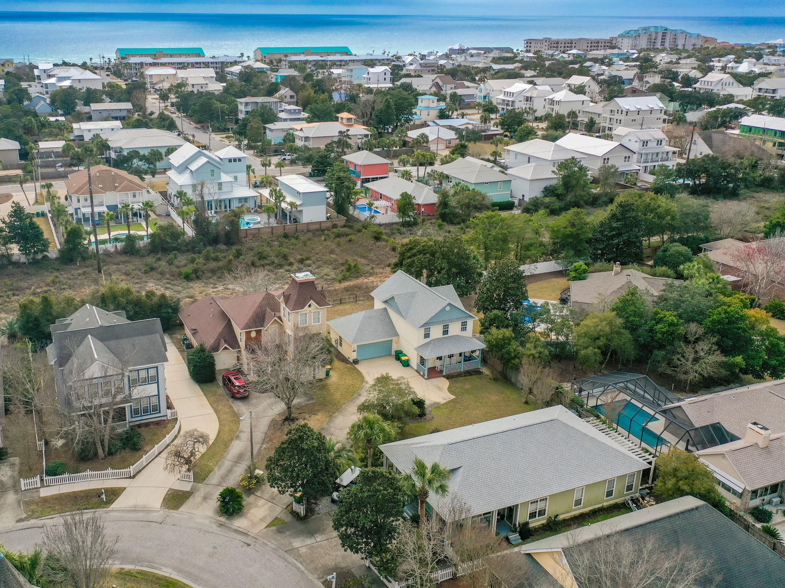 SOVEREIGN ISLE S/D - Residential