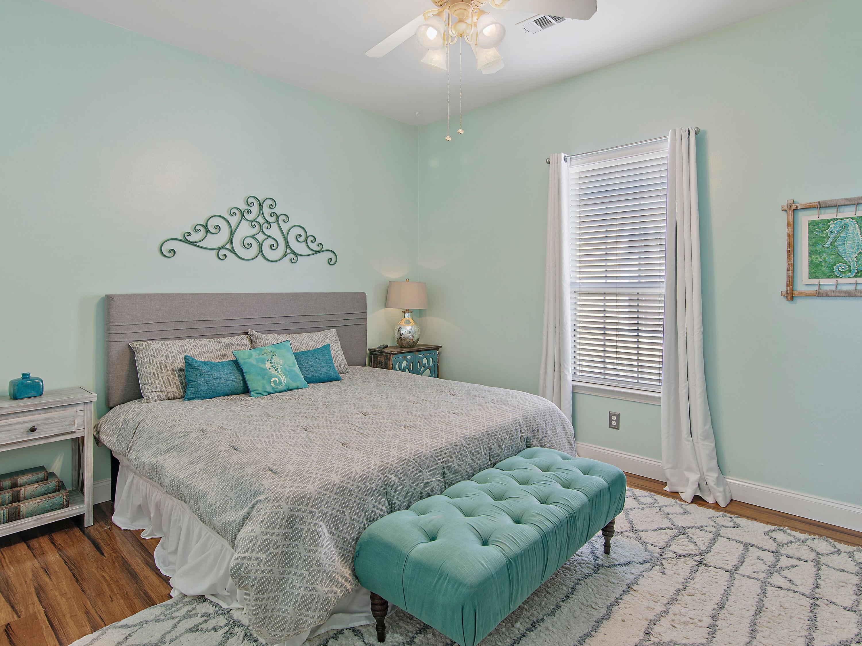 SOVEREIGN ISLE S/D - Residential