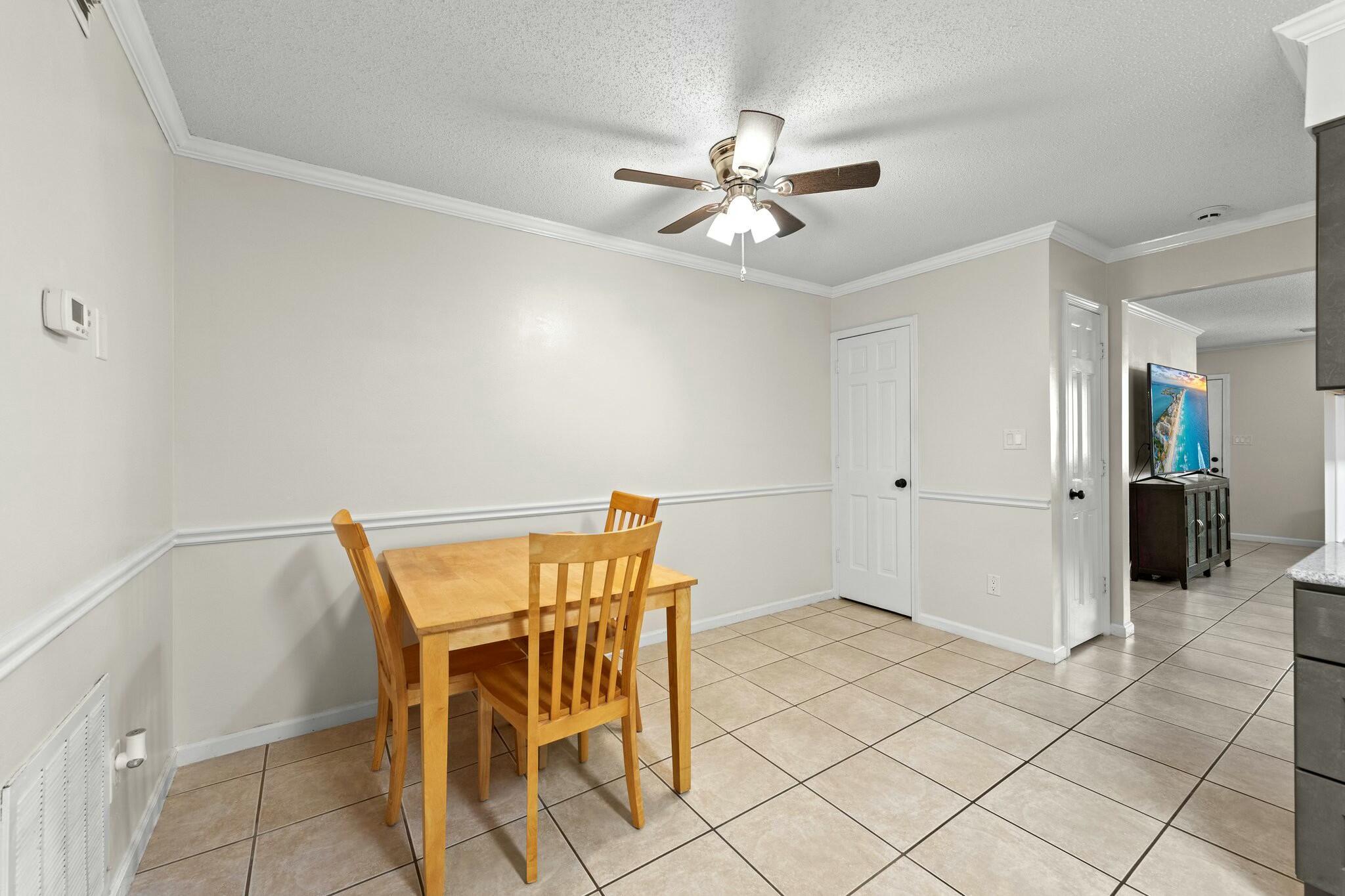 COUNTRY VILLAS - Residential