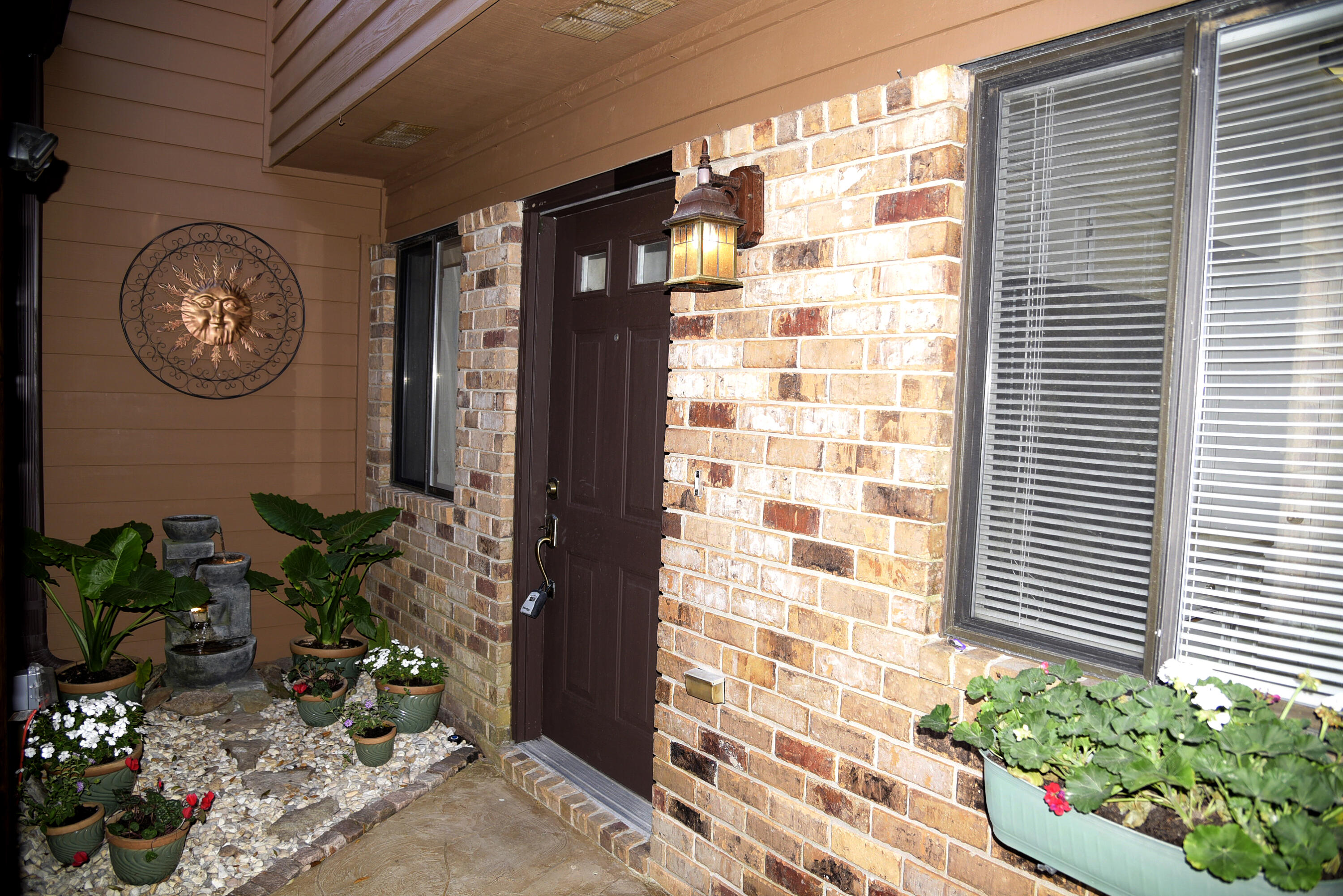 WATER OAKS 3 T/H - Residential