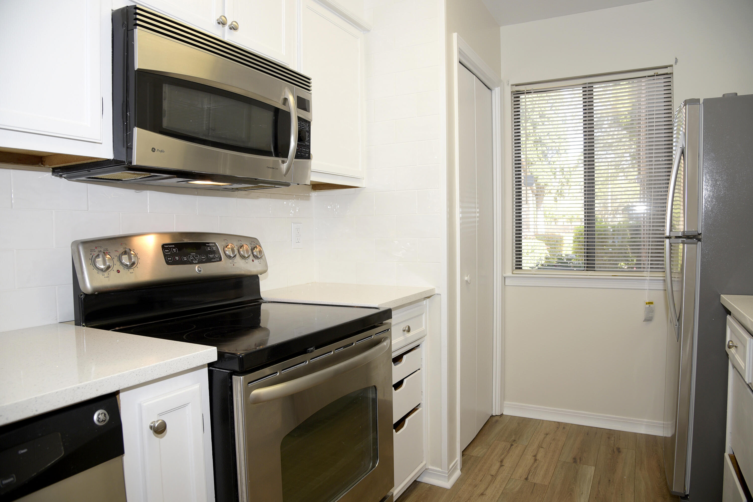 WATER OAKS 3 T/H - Residential