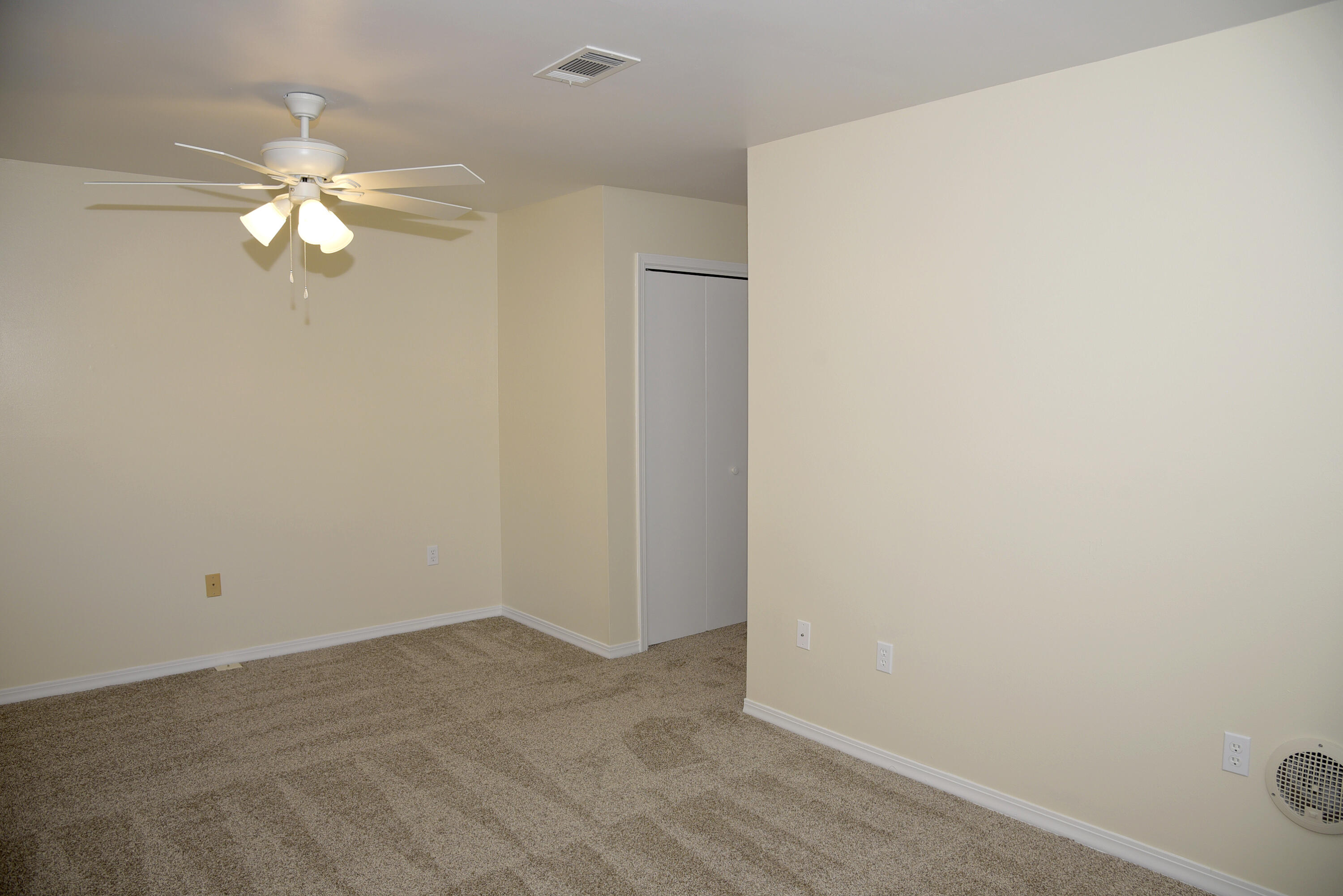 WATER OAKS 3 T/H - Residential