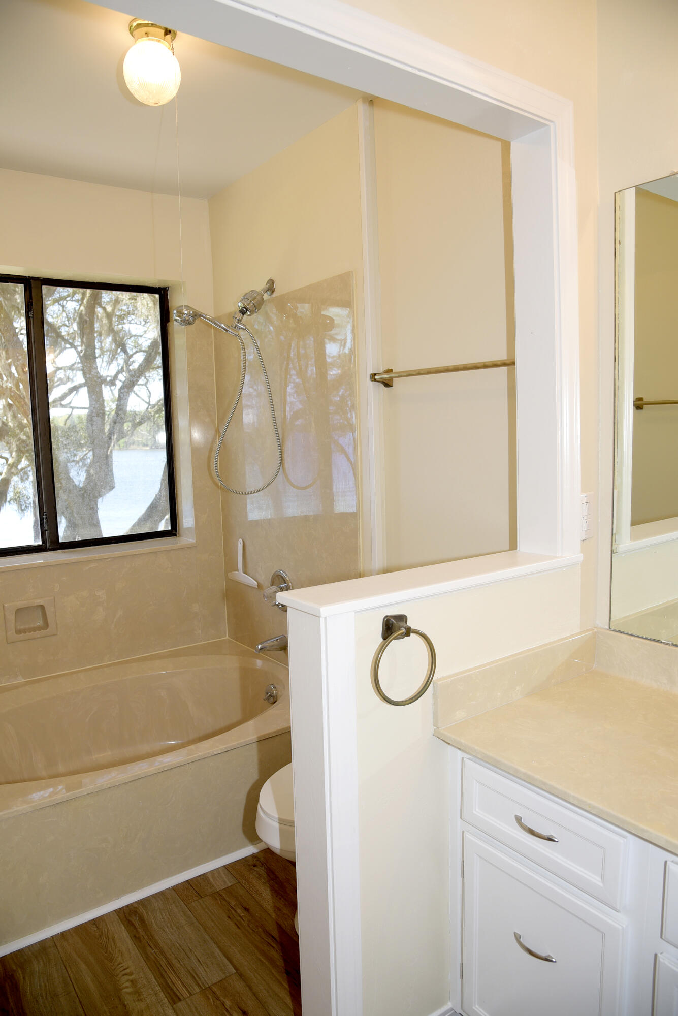 WATER OAKS 3 T/H - Residential