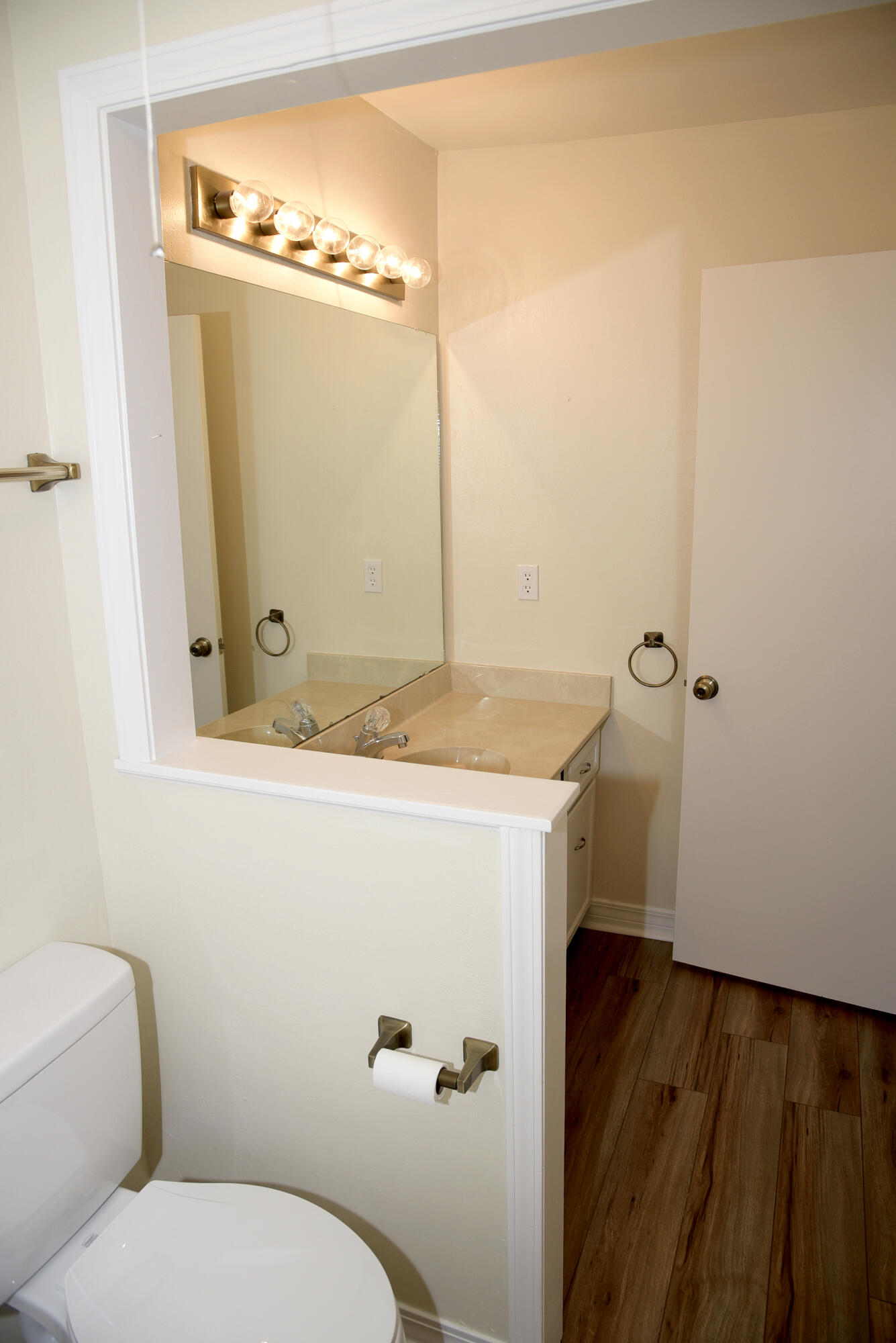 WATER OAKS 3 T/H - Residential