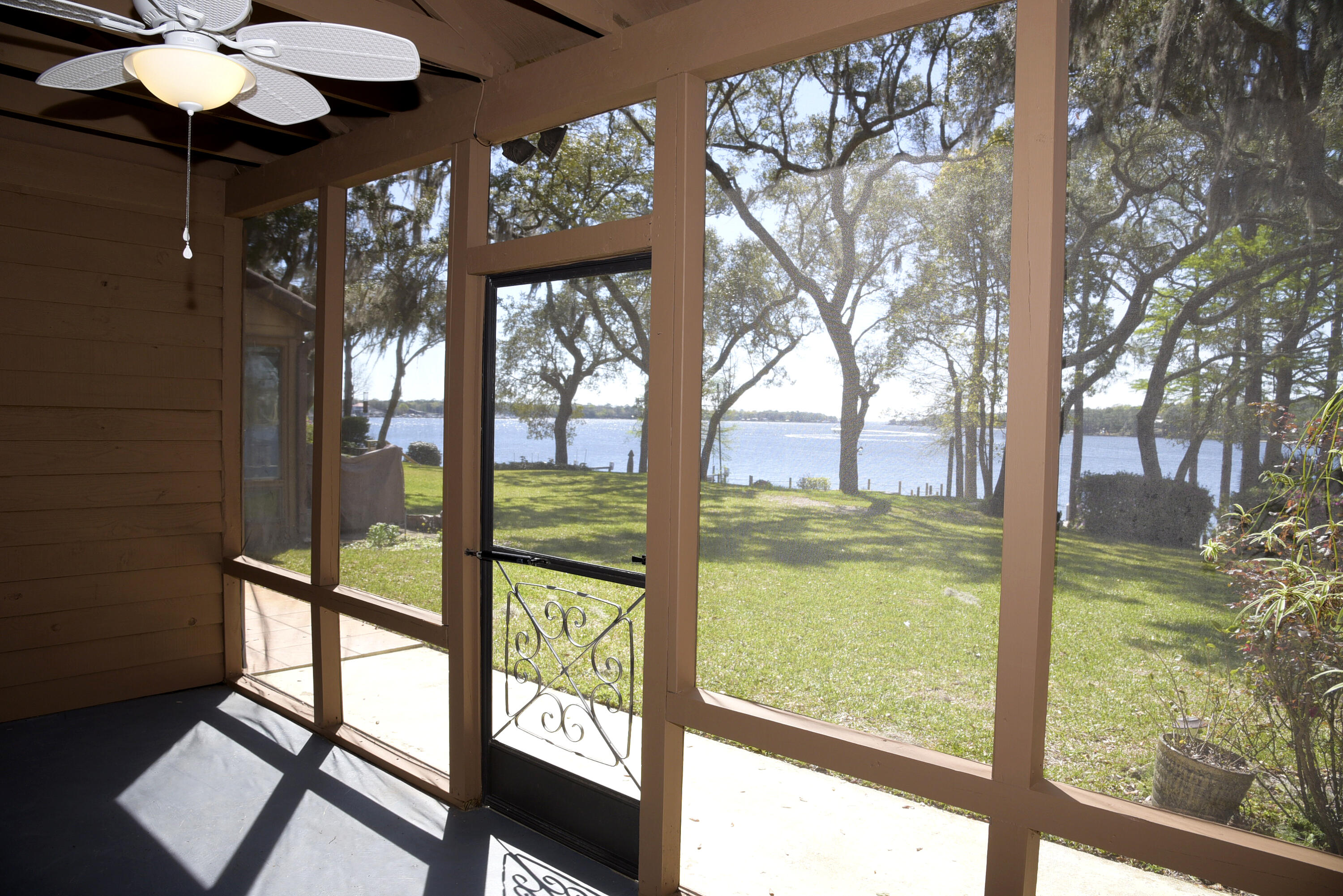 WATER OAKS 3 T/H - Residential