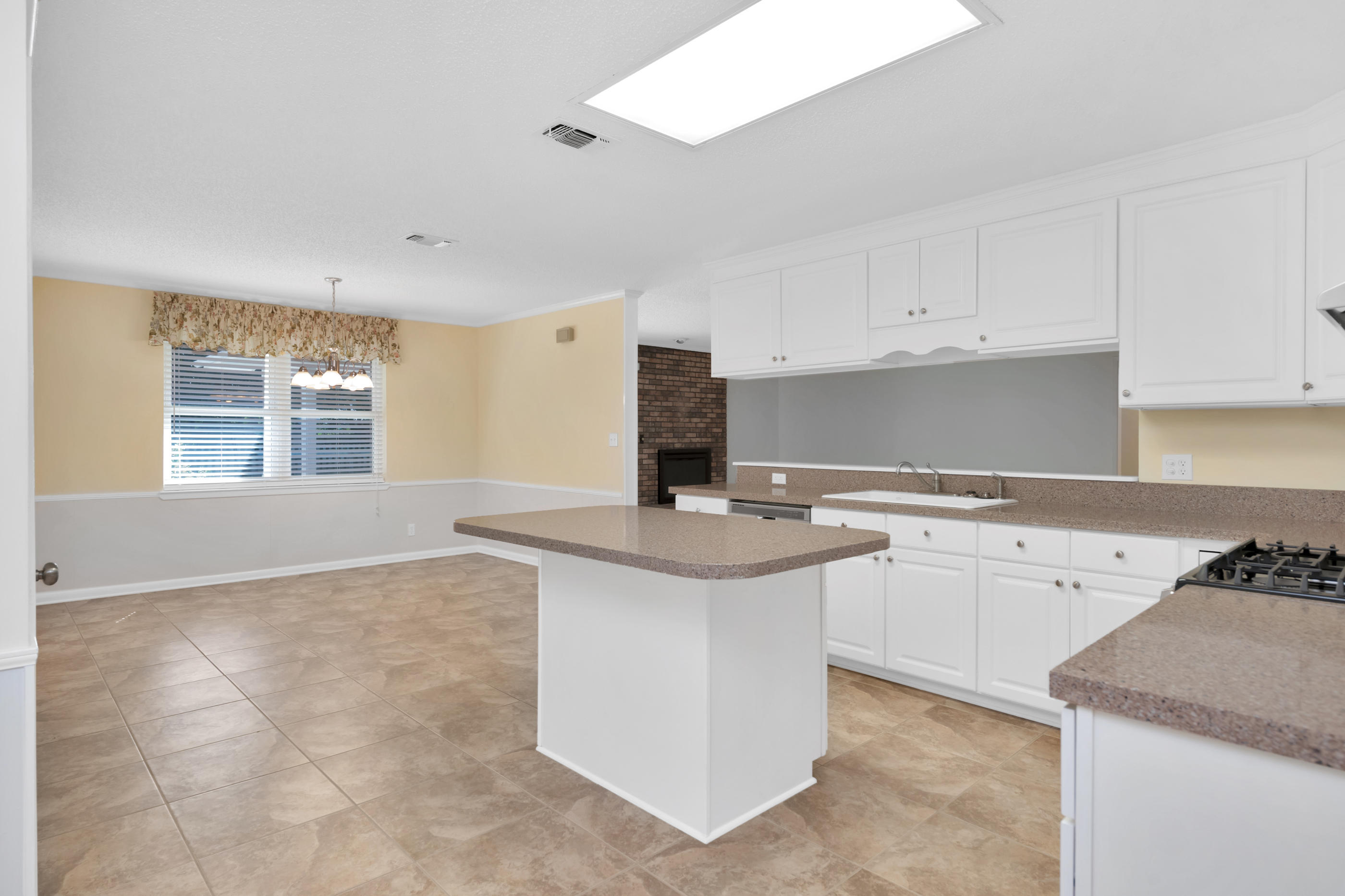 BAHIA VISTA LOT 5 BLK A - Residential