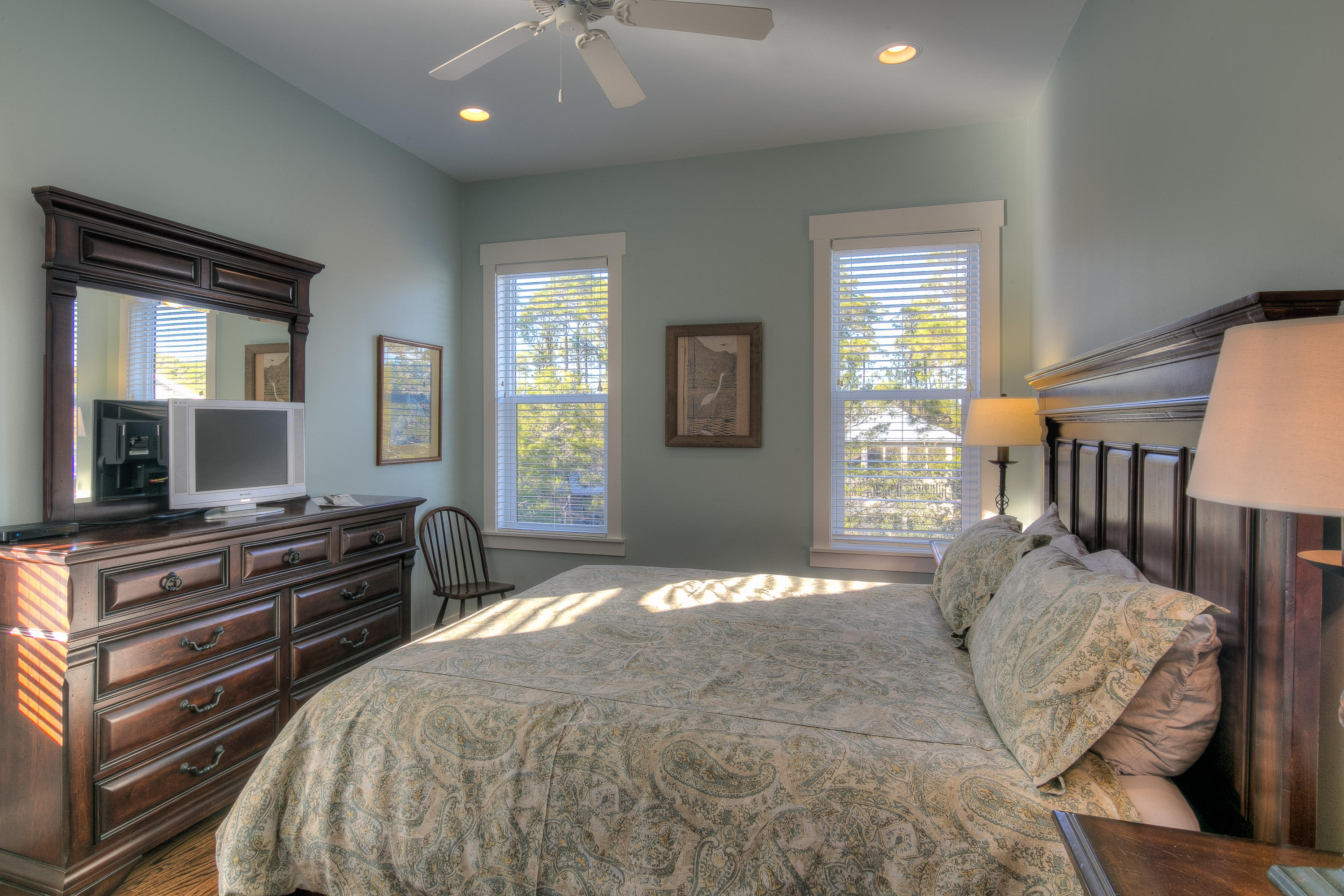 SEAGROVE 5TH ADDN - Residential