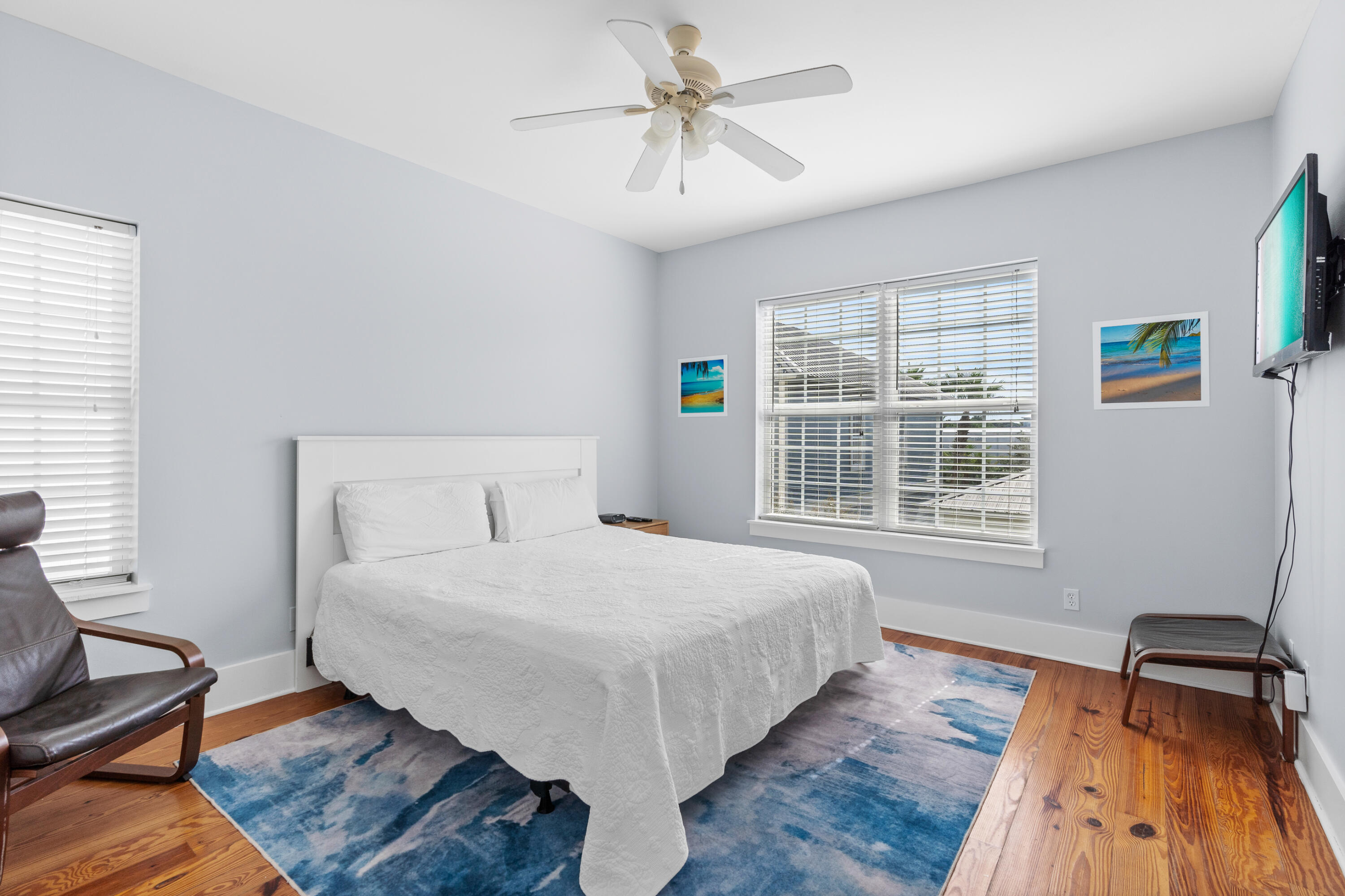 EMERALD WATERS VILLAGE - Residential