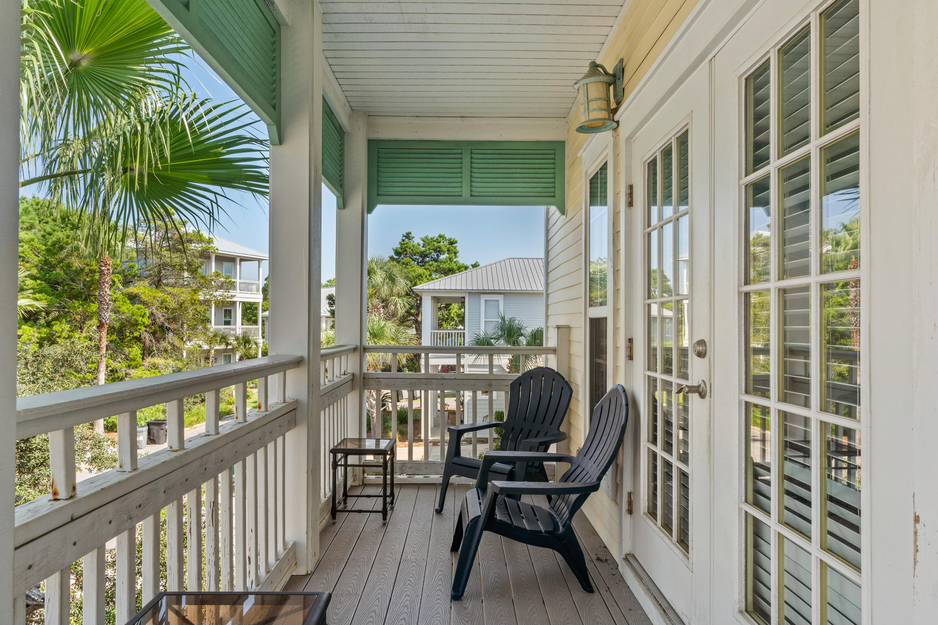 EMERALD WATERS VILLAGE - Residential
