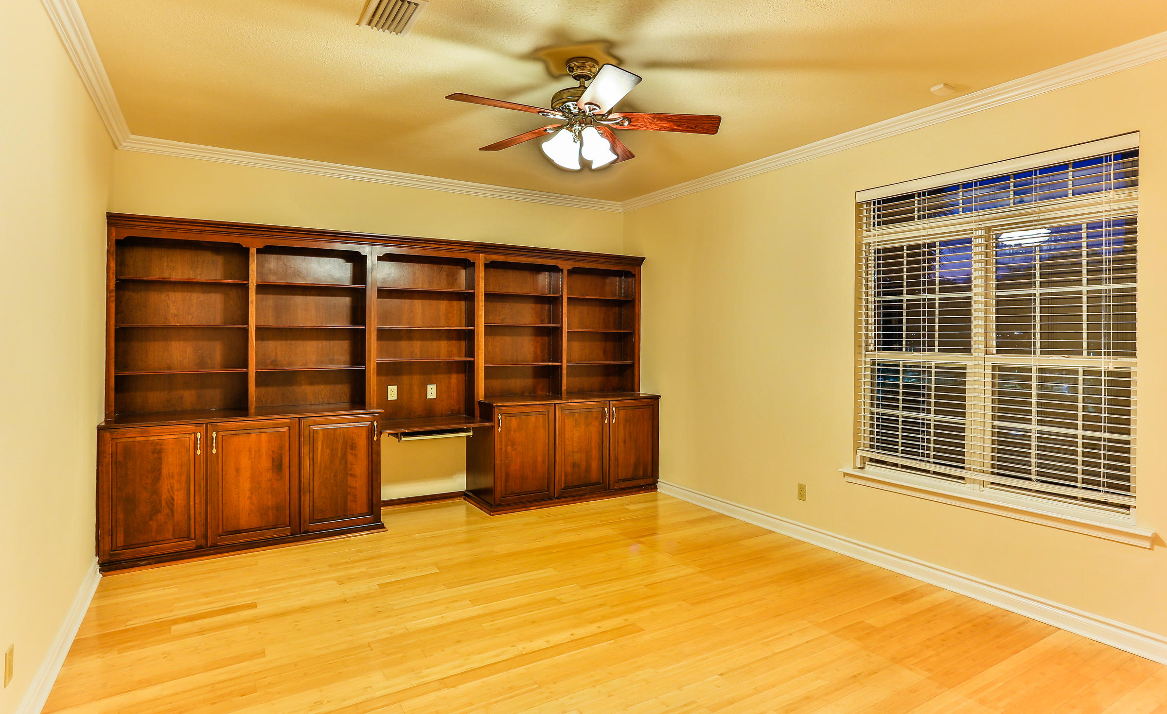 BLUFFS AT SHALIMAR POINTE - Residential