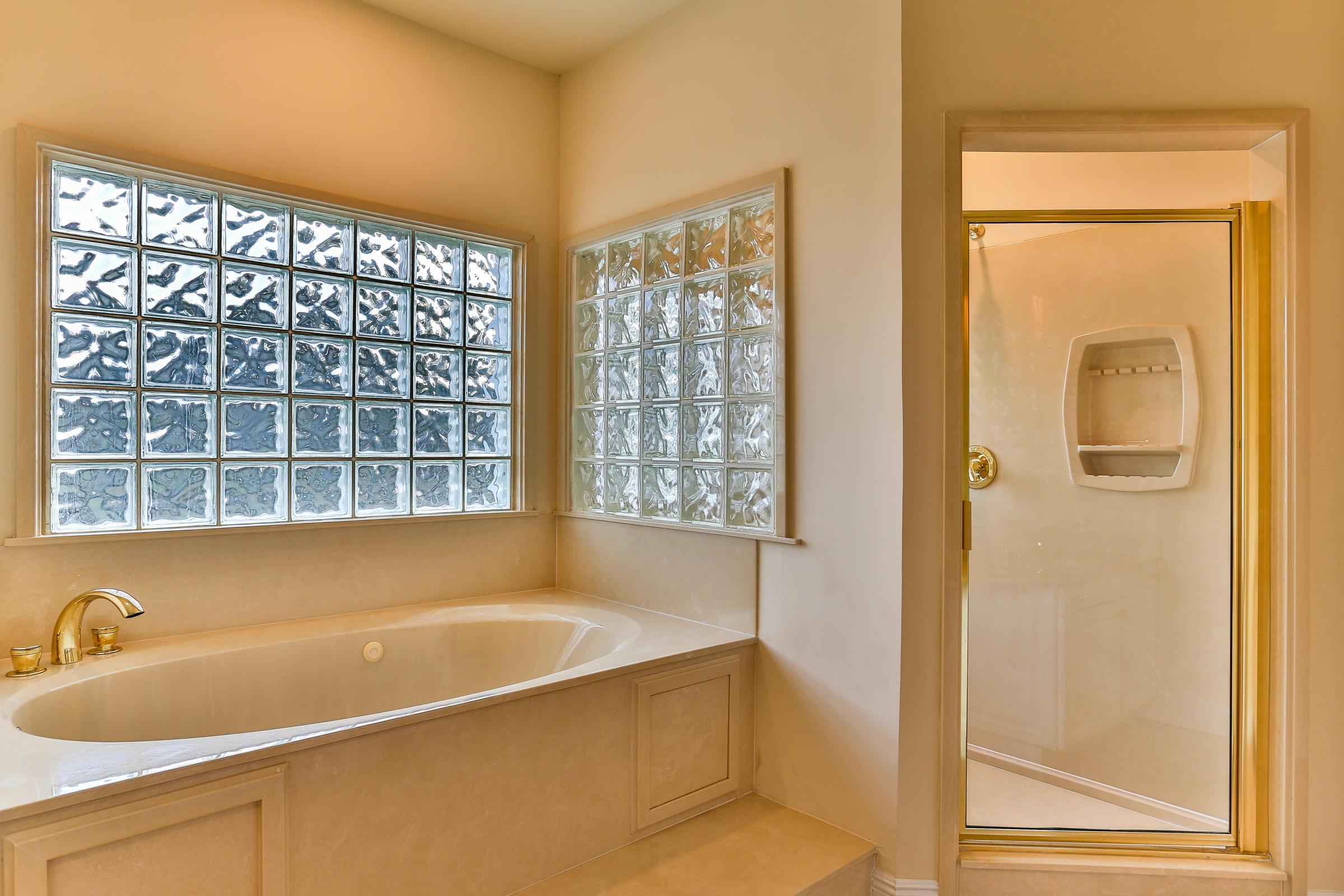 BLUFFS AT SHALIMAR POINTE - Residential